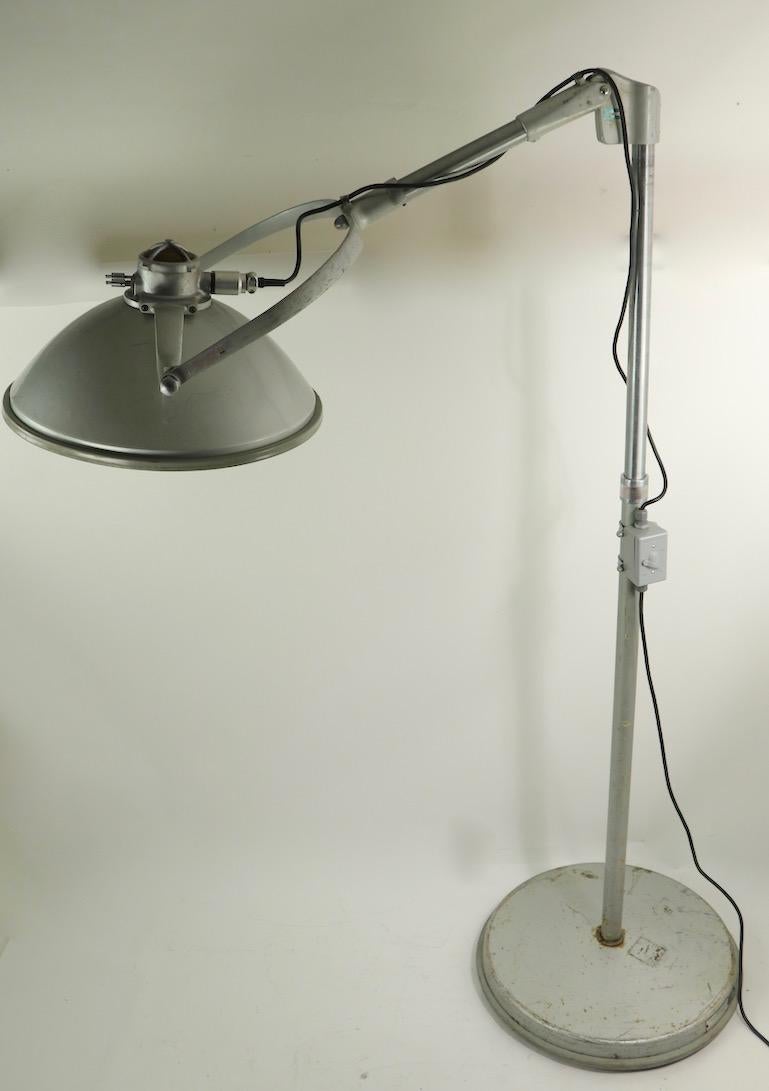 Large Medical Adjustable Floor Lamp by Crouse Hinds American Surgical Luminaire For Sale 7