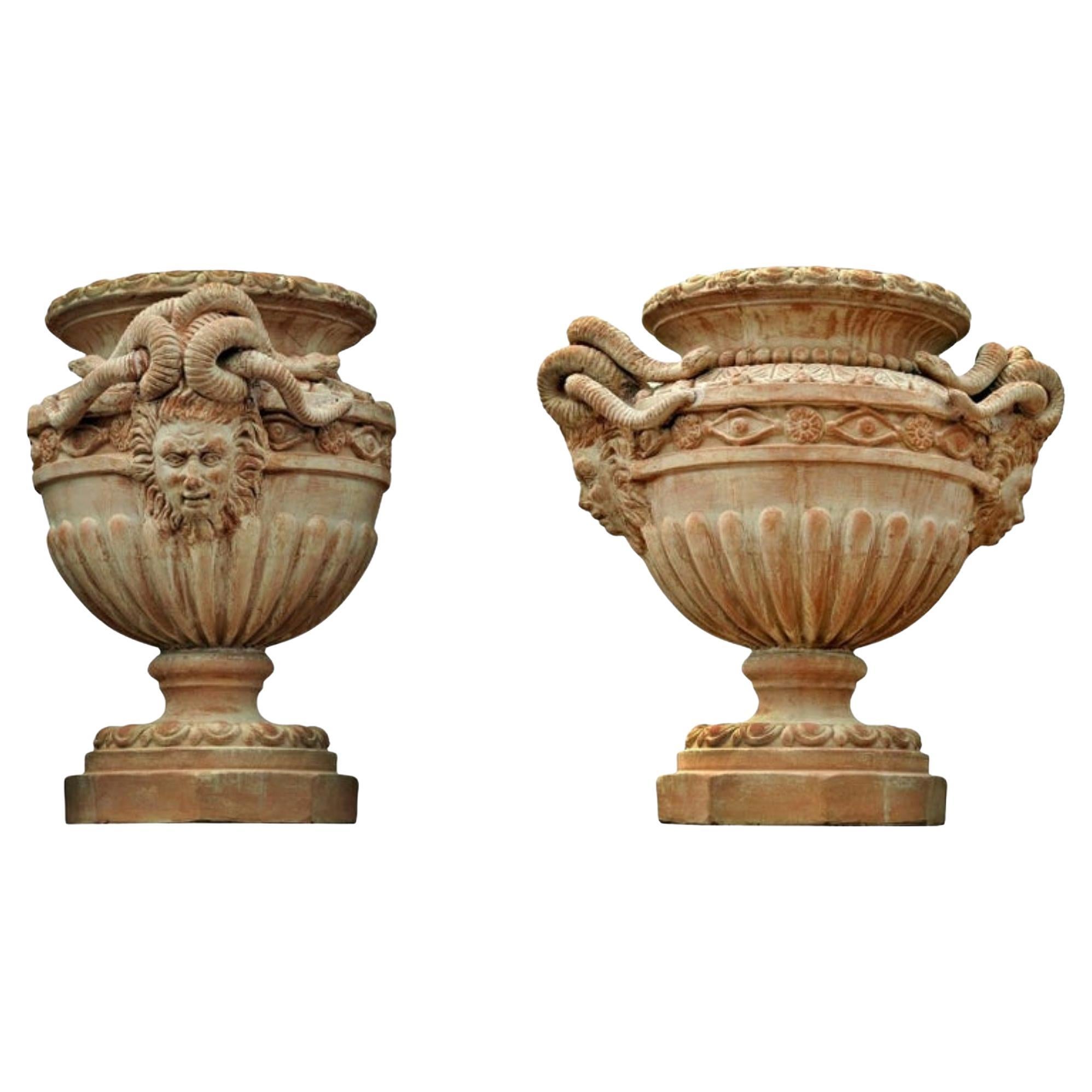 Large Mediceo Florentine Renaissance Vase with Medusas Early 20th Century For Sale