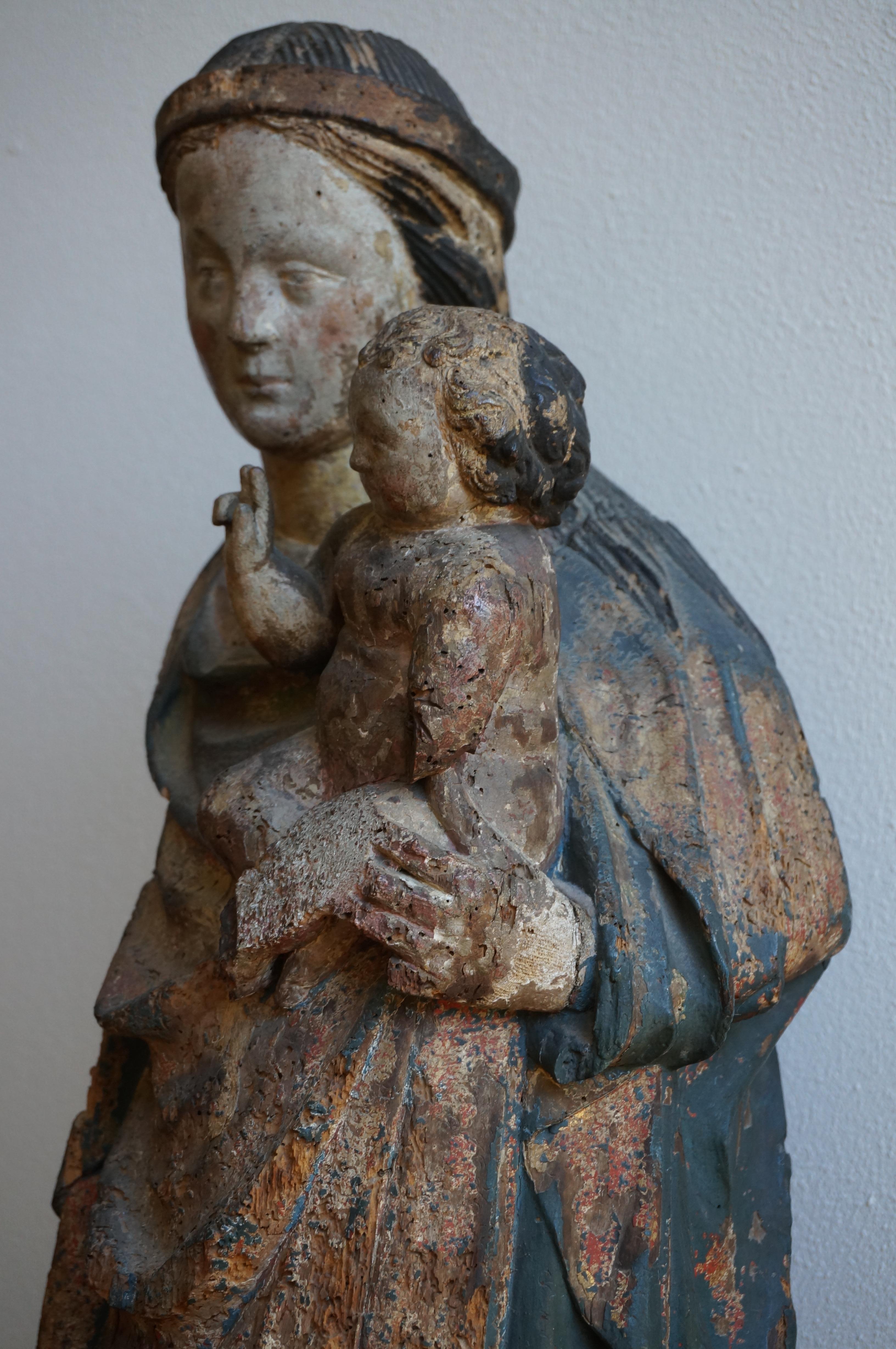Large medieval sculpture of the Virgin Mary and Child, France, ca. 1400, Gothic In Fair Condition In DEVENTER, NL