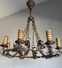 Großer mittelalterlicher Schlosskronleuchter aus Schmiedeeisen für Esszimmer oder Restaurant