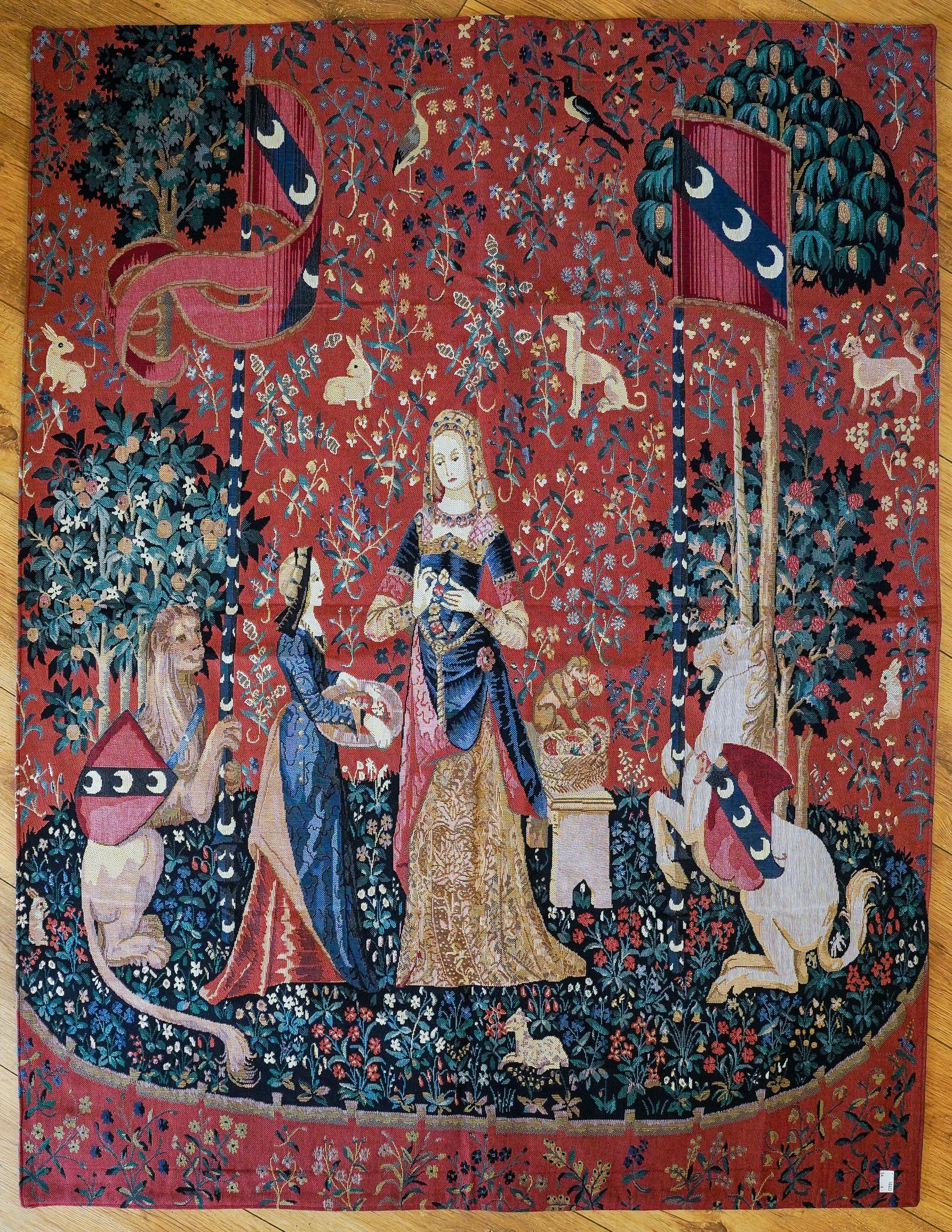 Tissé à la main Grande tenture murale en tapisserie d'Aubusson de style médiéval en vente