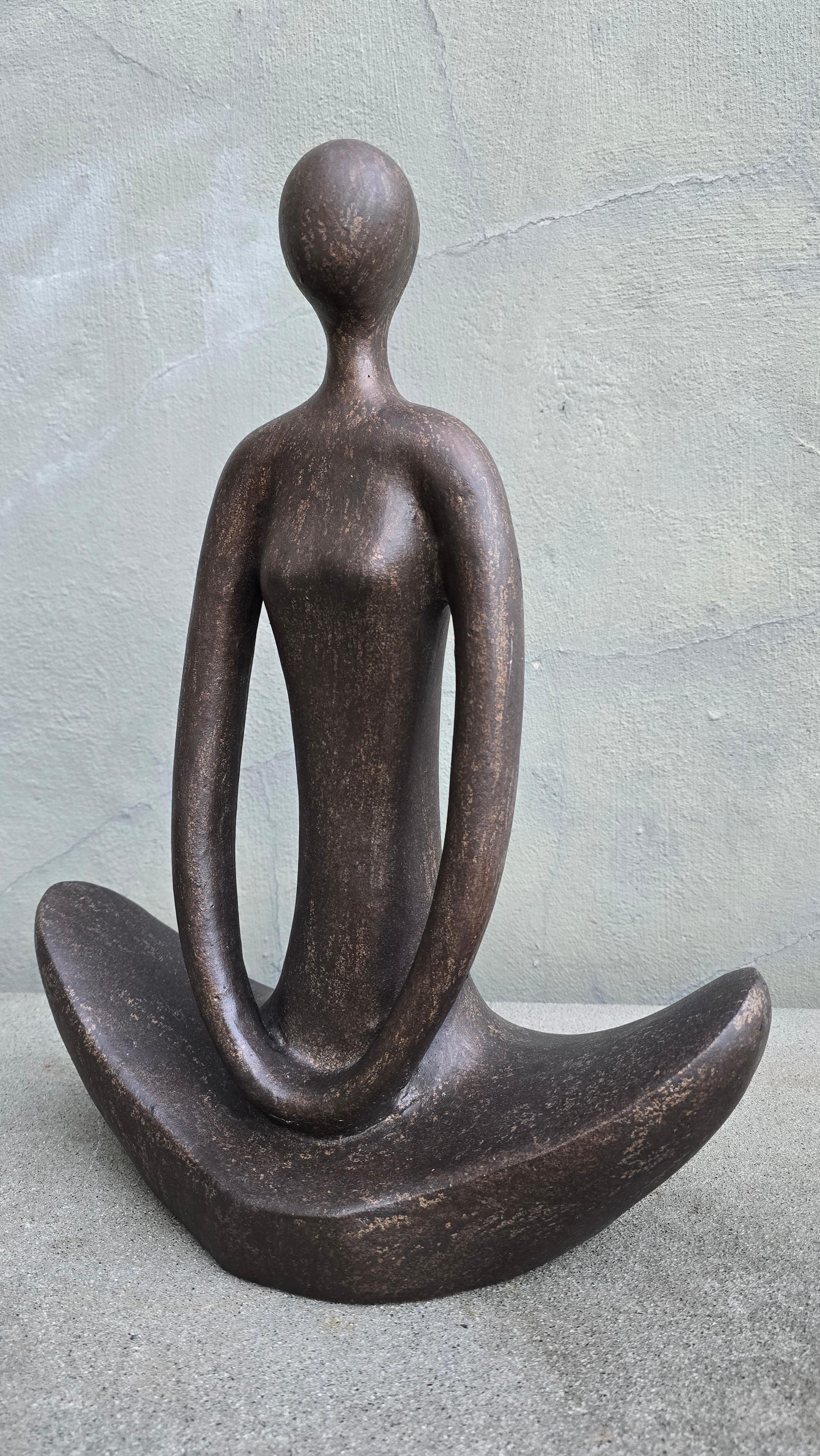 Large Meditative Abstract Ceramic Yoga Figure Sculpture, Europe, 1960s In Good Condition For Sale In Antwerp, BE