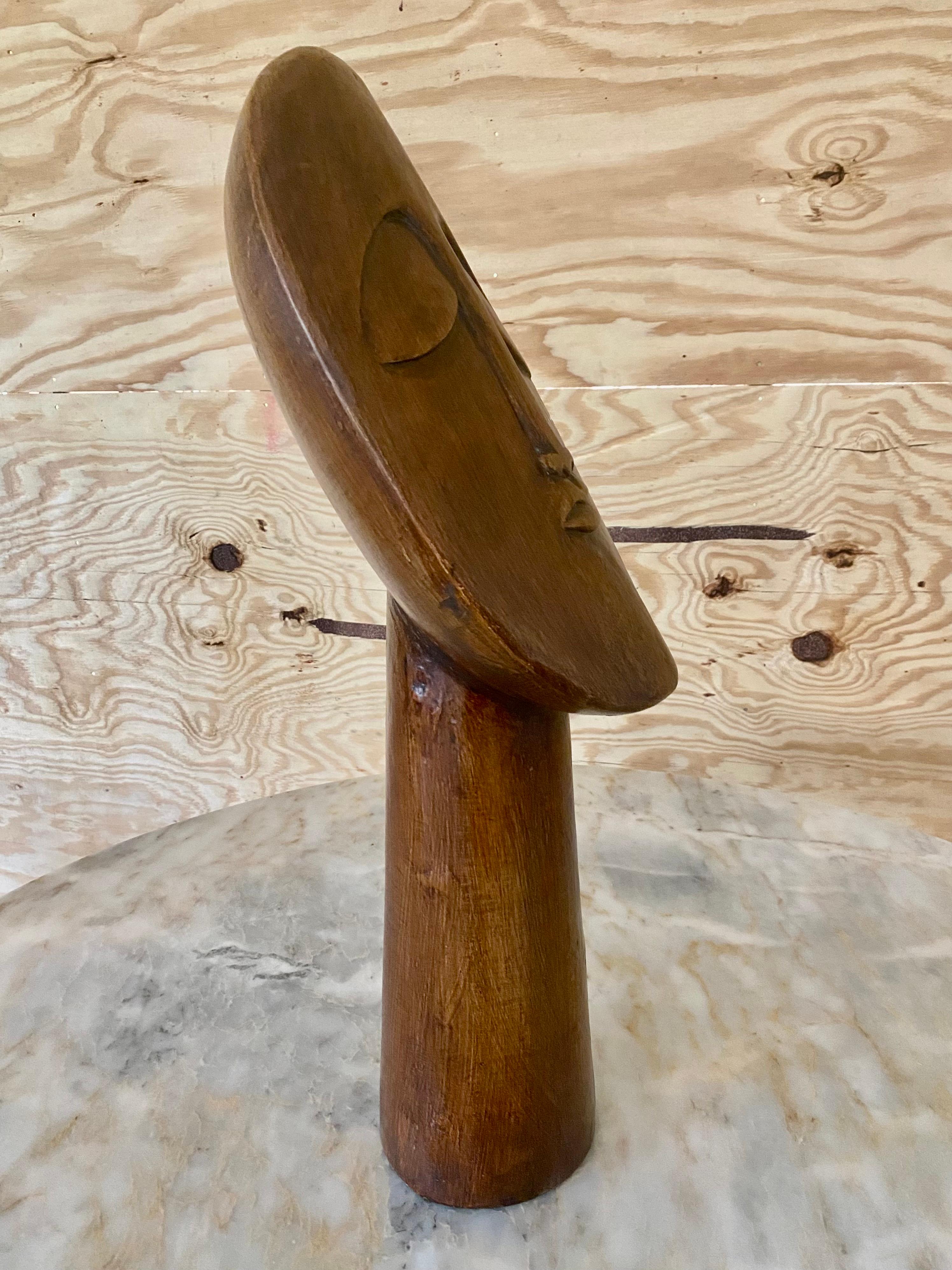Legno Grande scultura meditativa intagliata in Wood in vendita
