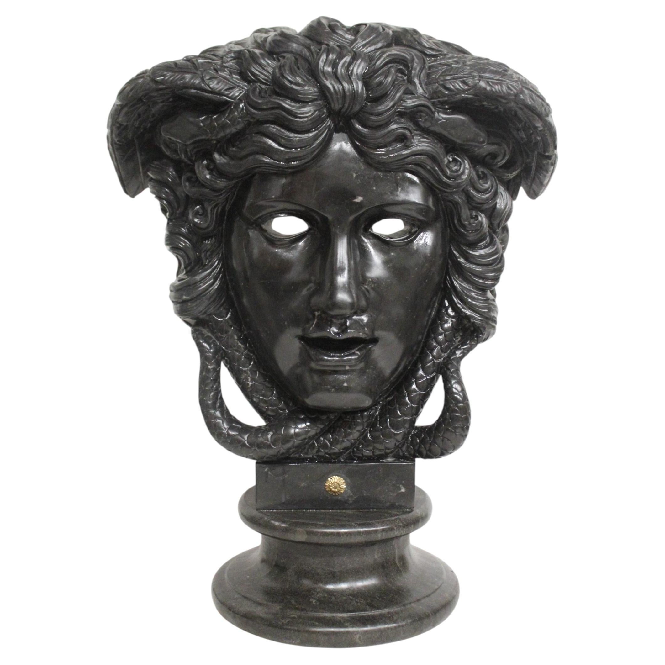 Große Medusa Rondanini aus schwarzem Marmor