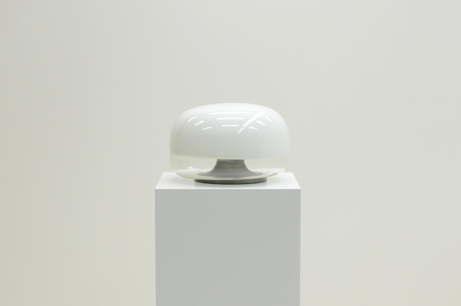 Italian Large Medusa table lamp by Roberto Pamio for Leucos, 1960s Italy.