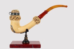 Large meerschaum and amber pipe, depicting a Vanitas Memento Mori. Austria 1890.