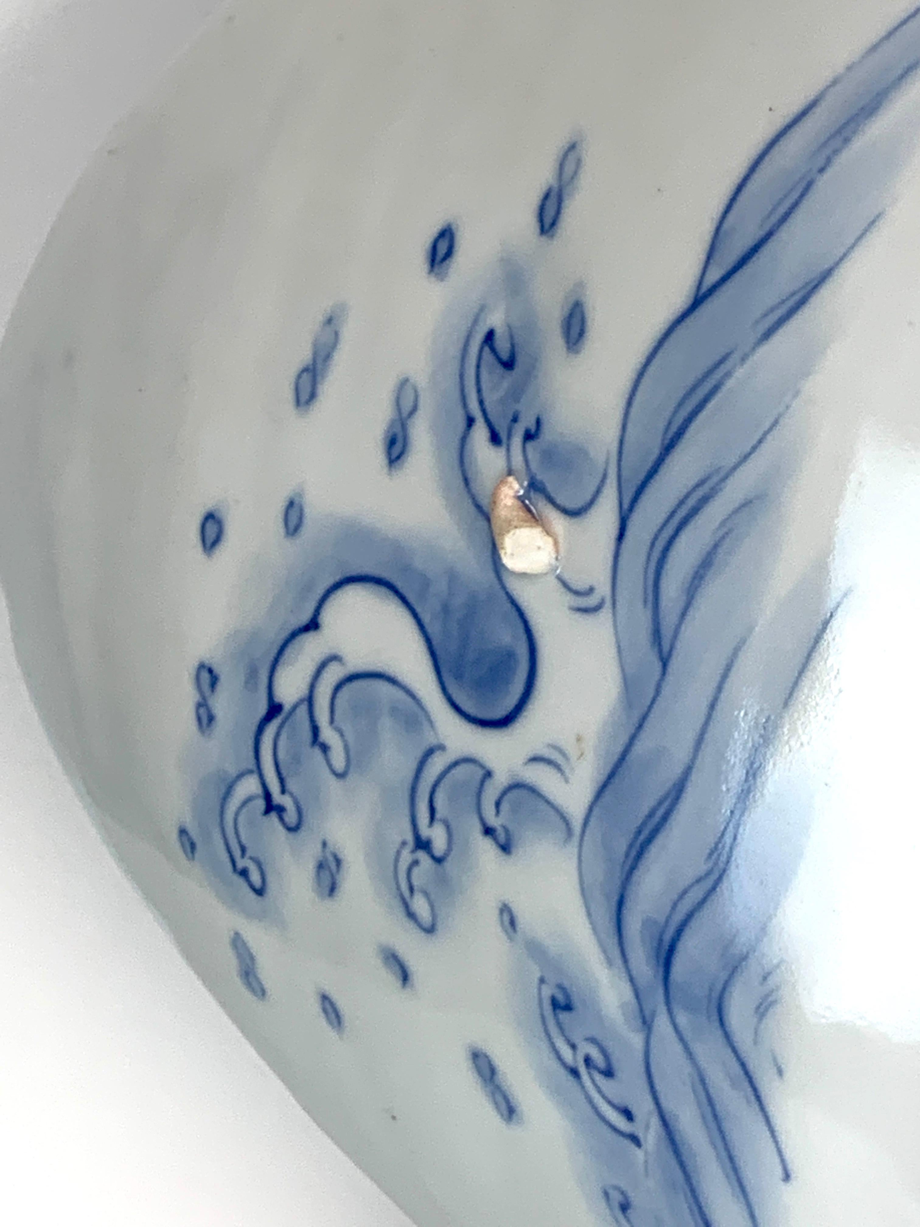 Large Meiji Imari Blue and White Fish Plate, by Fukagawa VII 4