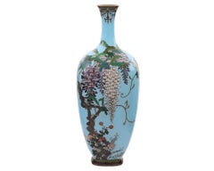 Vaso giapponese Meiji con smalto cloisonne, turchese, filo d'argento e fiori