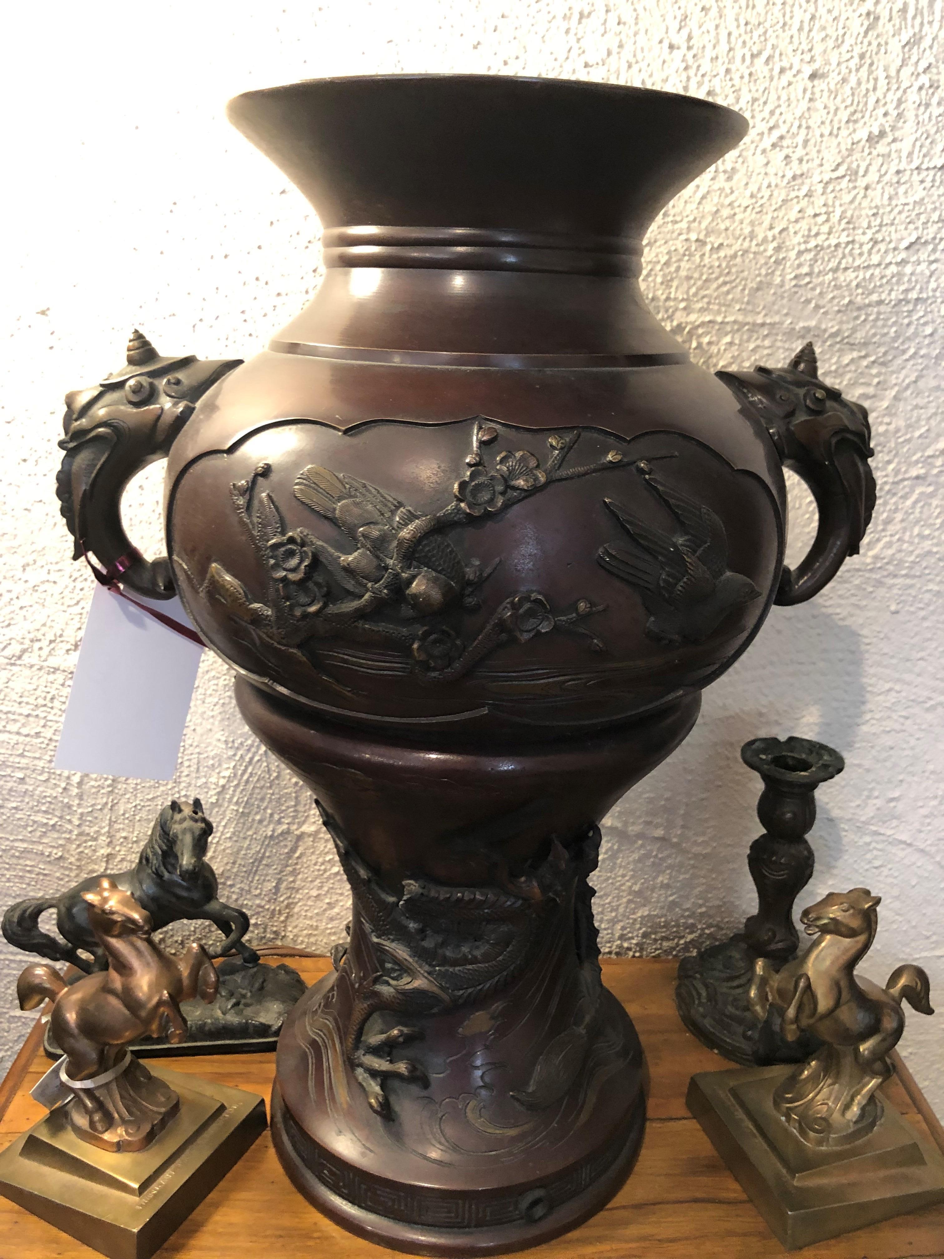Japanese Large Meiji Period Bronze Twin Handled Urn with Decoration For Sale