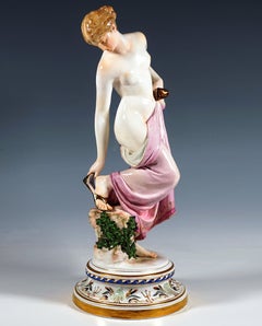 Large Meissen Art Nouveau Figurine, After The Bath, By Robert Ockelmann, Ca 1900