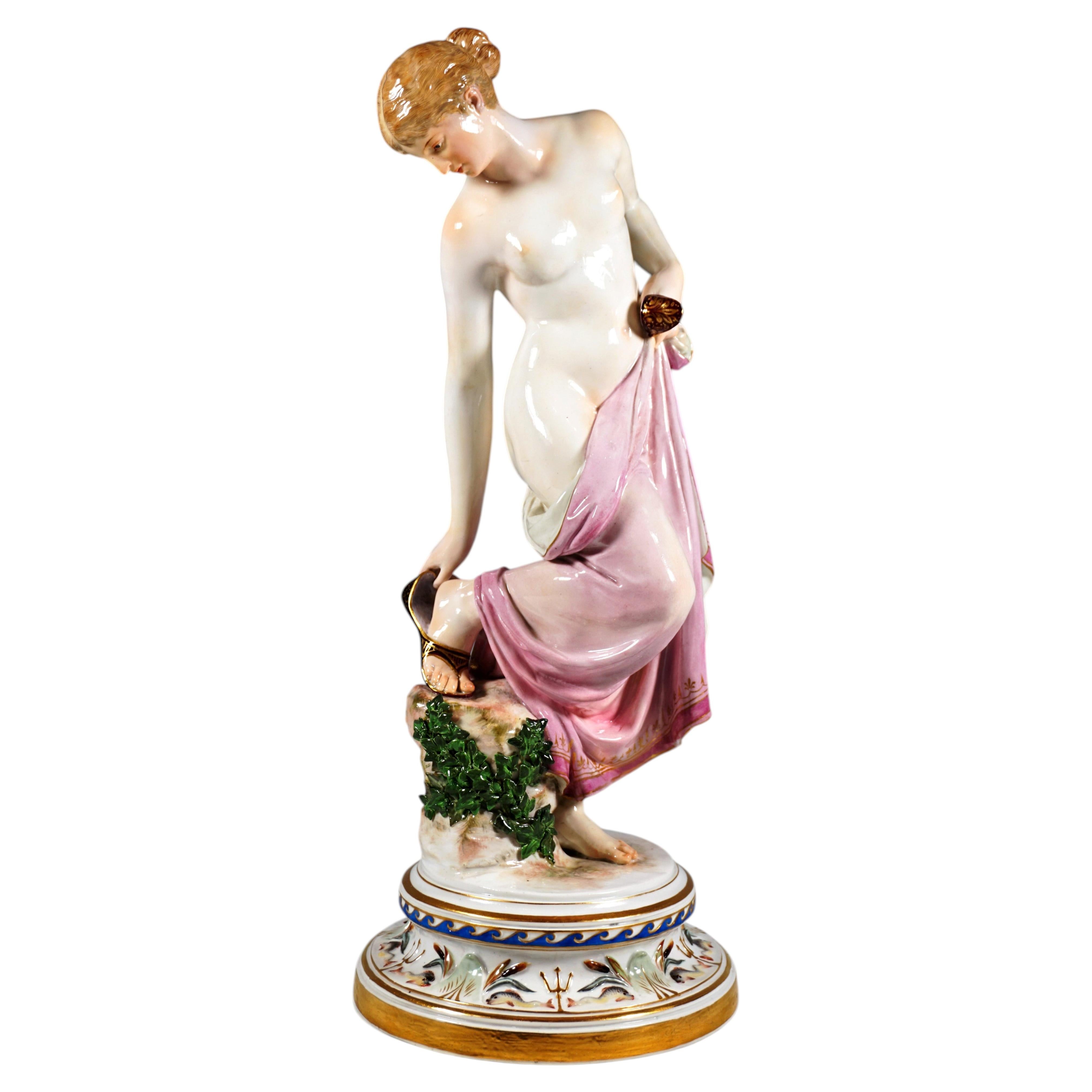 Grande statuetta Art Nouveau di Meissen, Dopo il bagno, di Robert The Ockelmann, 1900 ca.