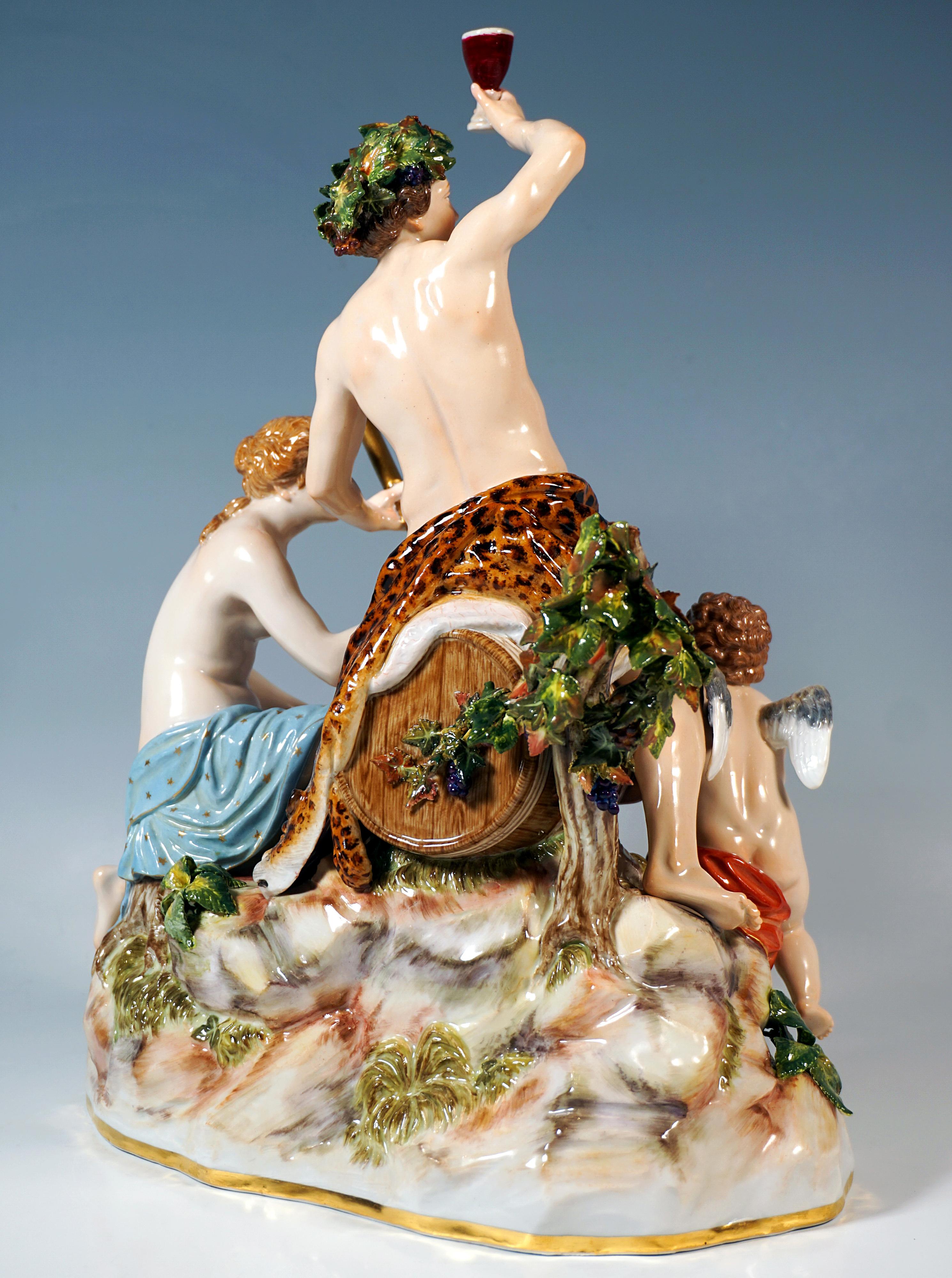 Rococo Grand groupe de bacchanales de Meissen, Bacchus et son entourage, par Leuteritz, vers 1860 1860 en vente