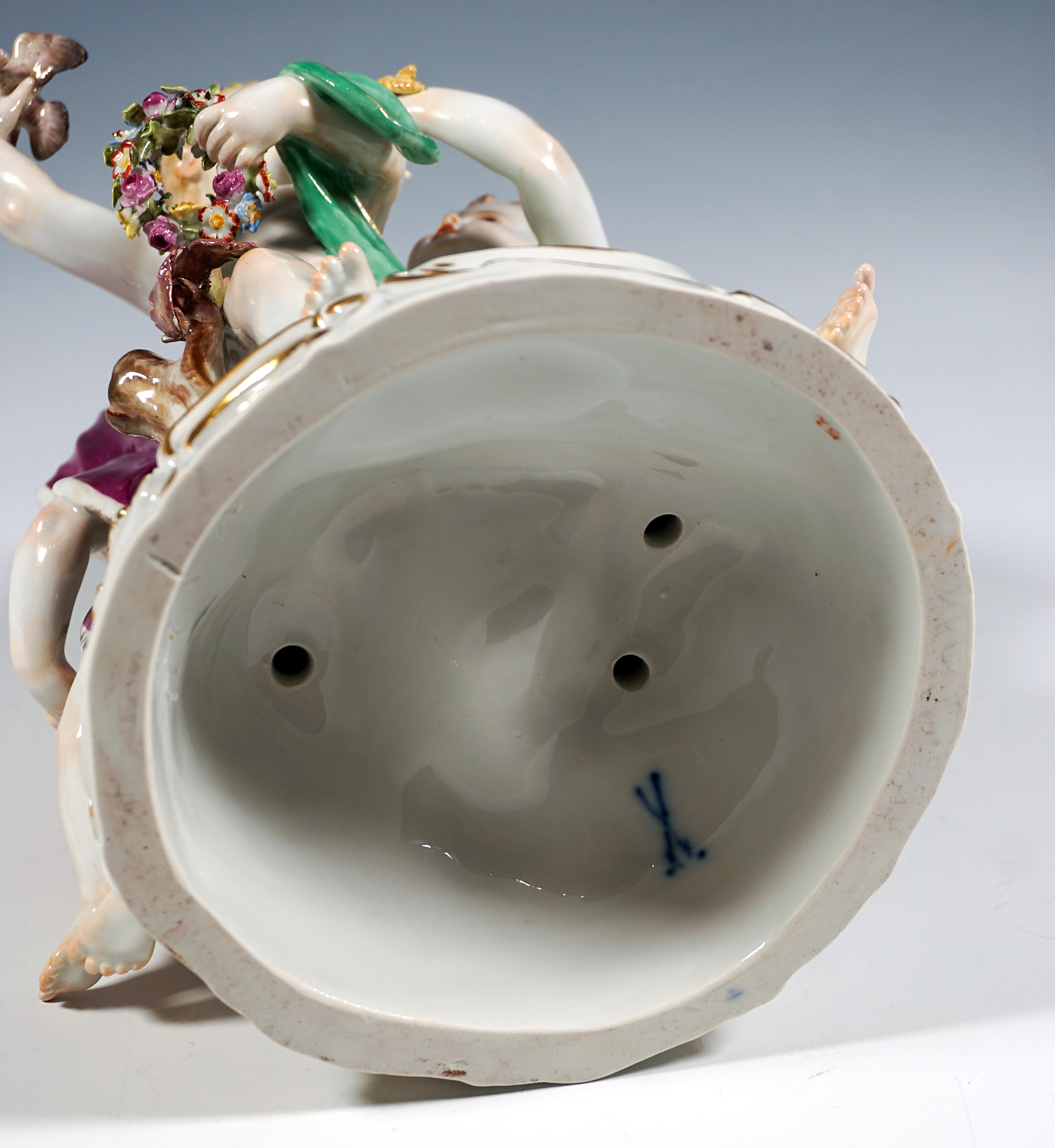 Grand groupe Cupidon de Meissen 'Allegory - The Four Seasons', par Leuteritz, vers 1880 1880 en vente 3