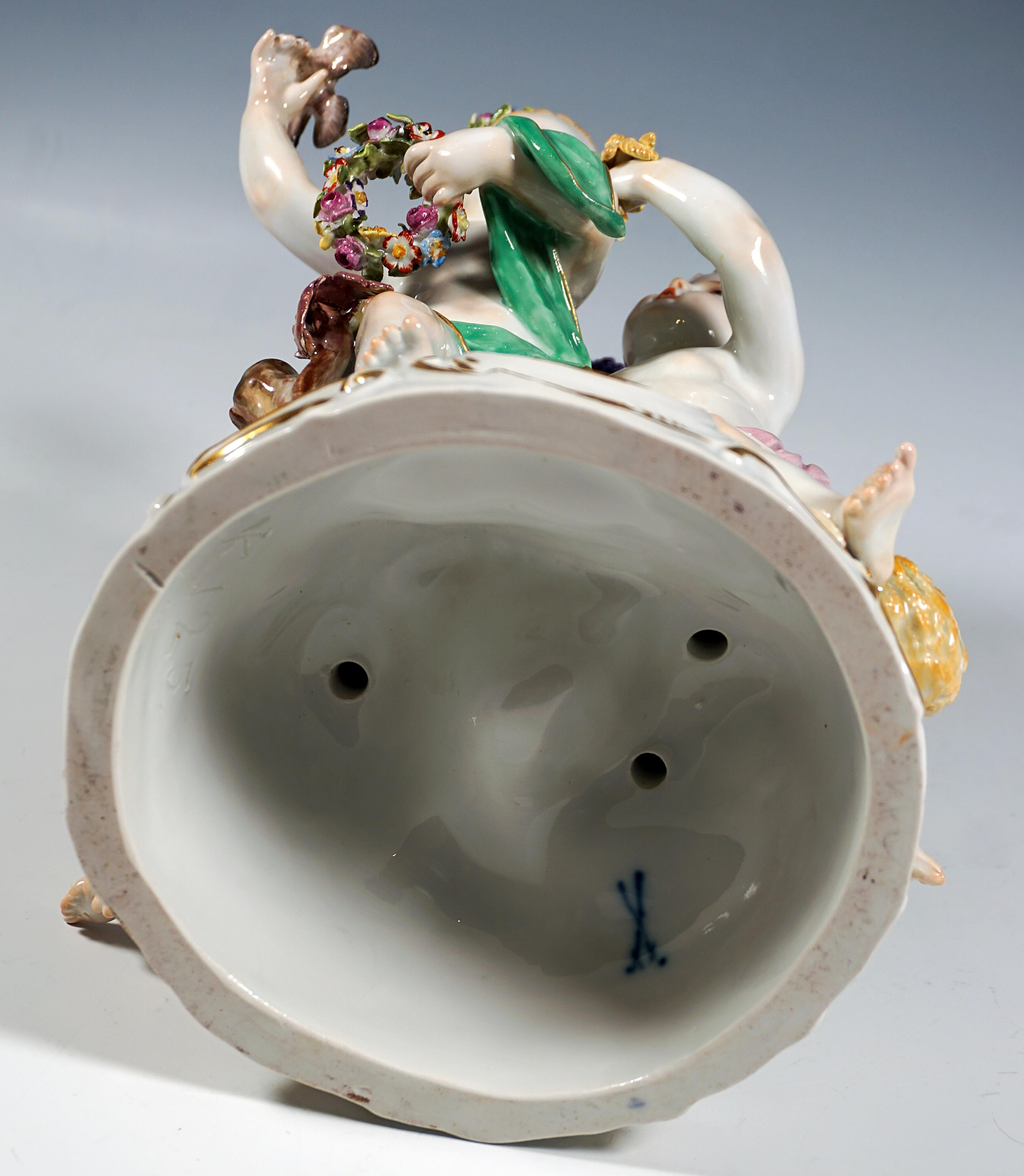 Grand groupe Cupidon de Meissen 'Allegory - The Four Seasons', par Leuteritz, vers 1880 1880 en vente 4