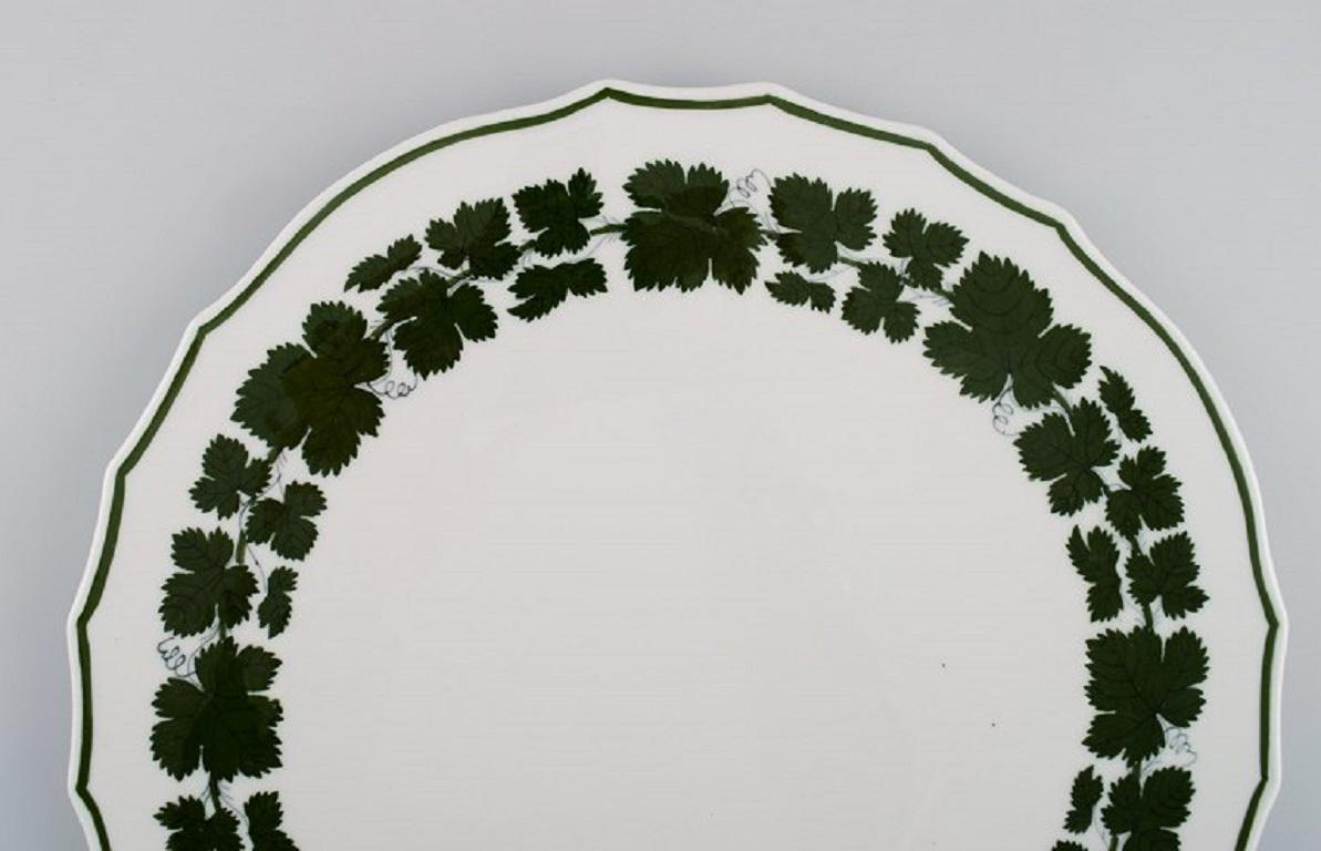 German Large Meissen Green Ivy Vine Leaf Tray in Hand-Painted Porcelain