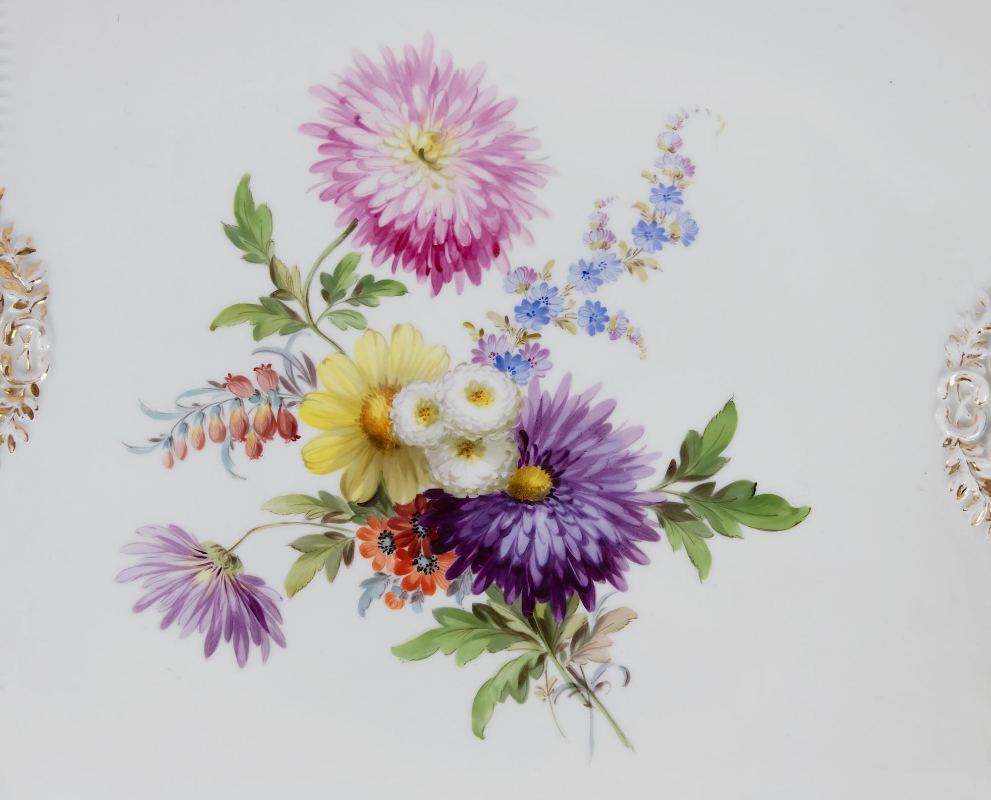 German Large Meissen Hand Painted Gilded Porcelain Serving Plate/Tray