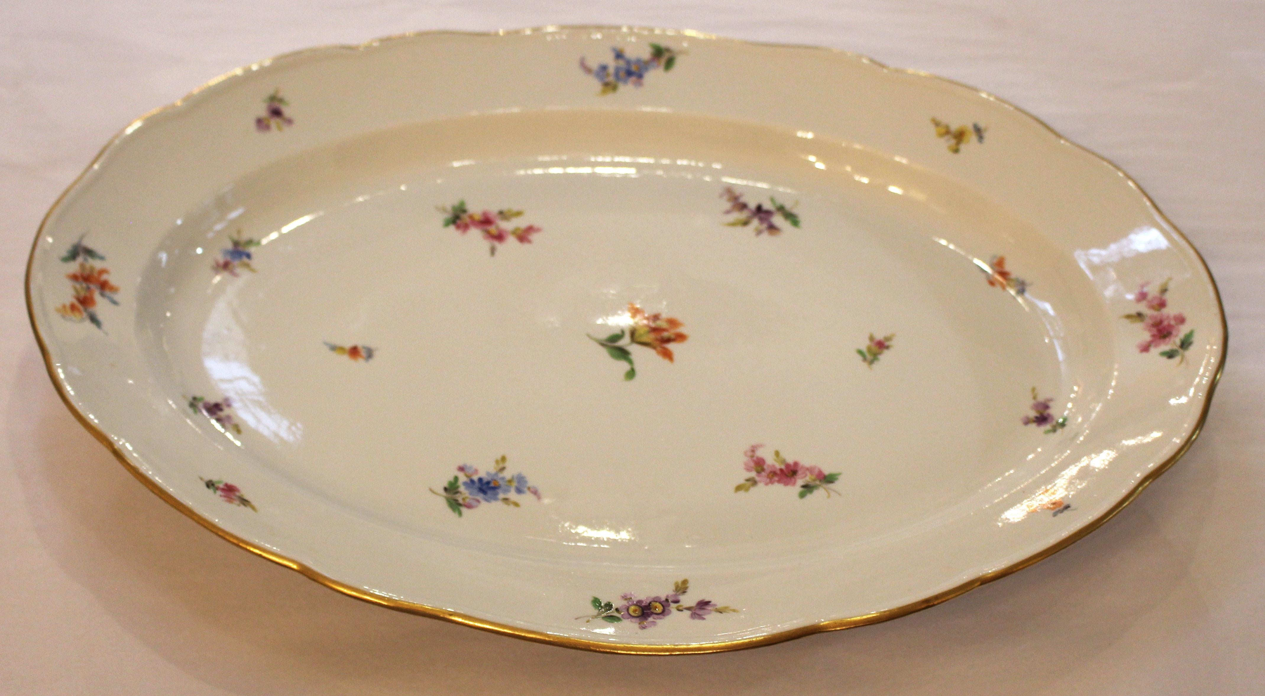 Ceramic Large Meissen Oval Platter with Gilt Scalloped Edge For Sale