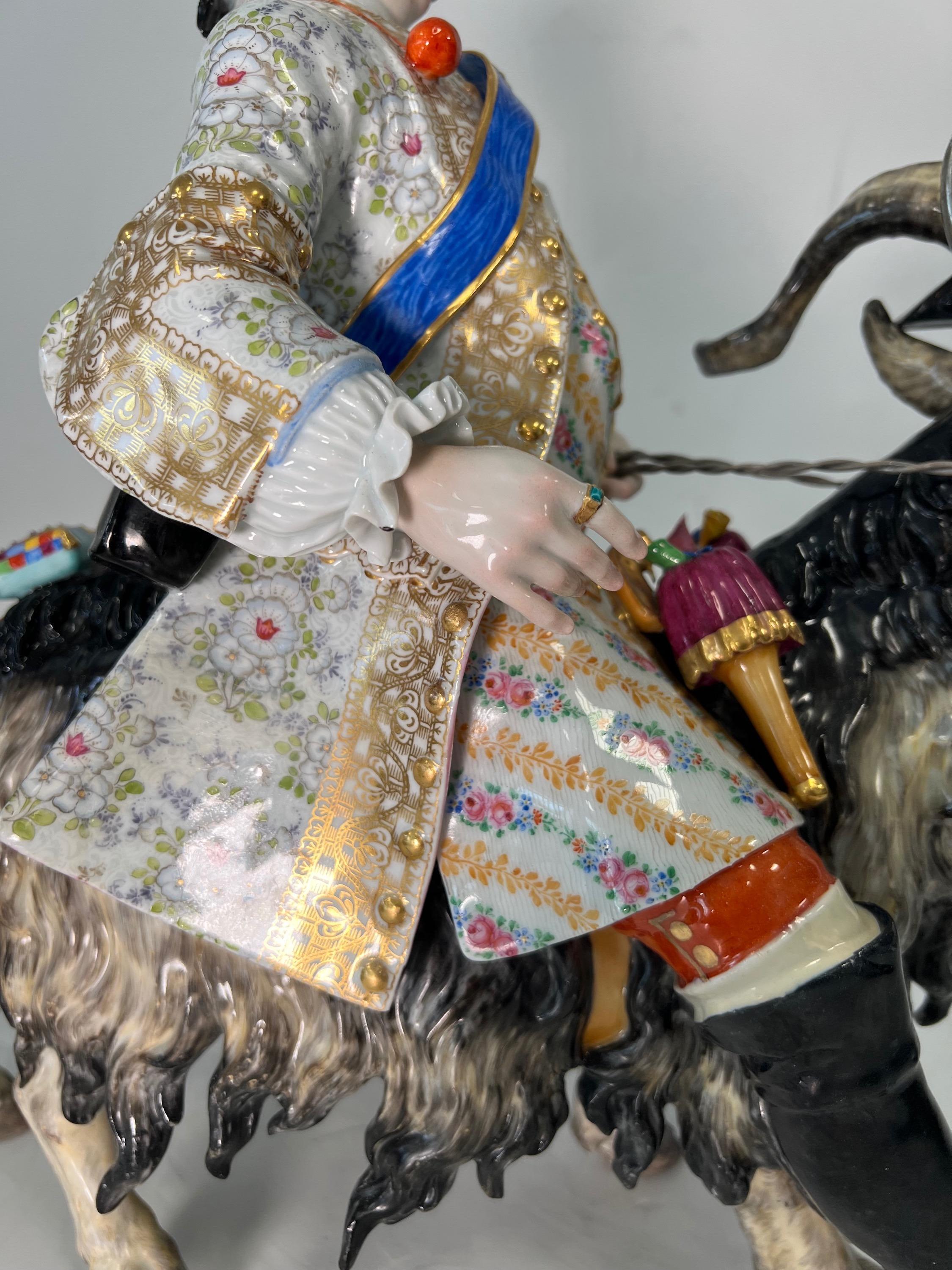 XIXe siècle Grand groupe en porcelaine de Meissen représentant le 