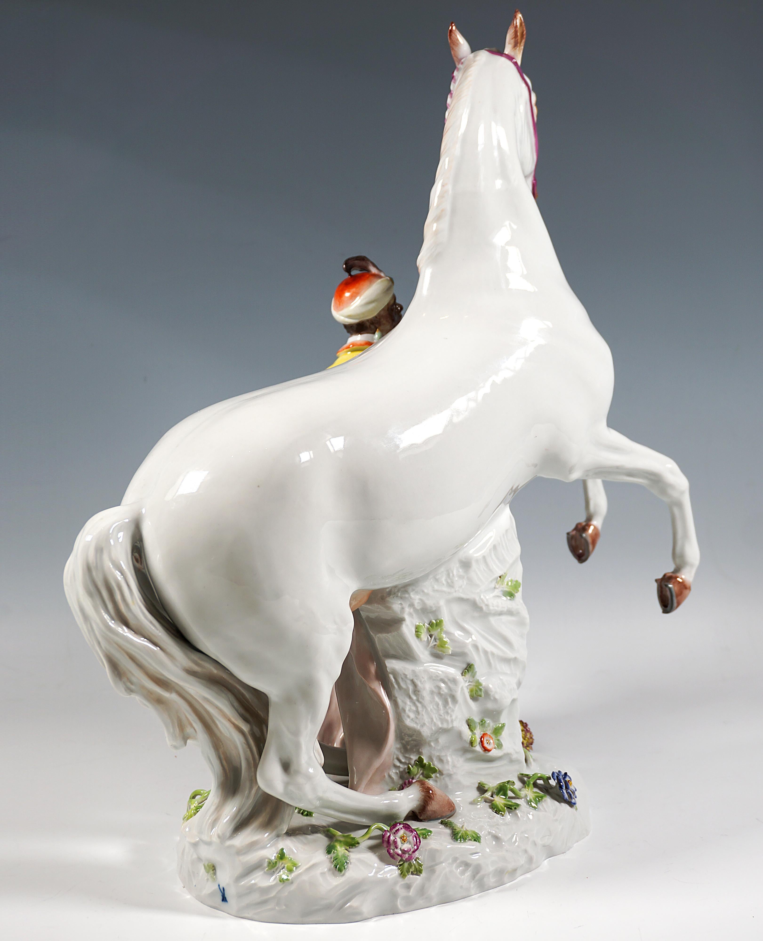 Large Meissen Porcelain Group, Young Man With A White Horse, By Kaendler, 20th Alemán en venta