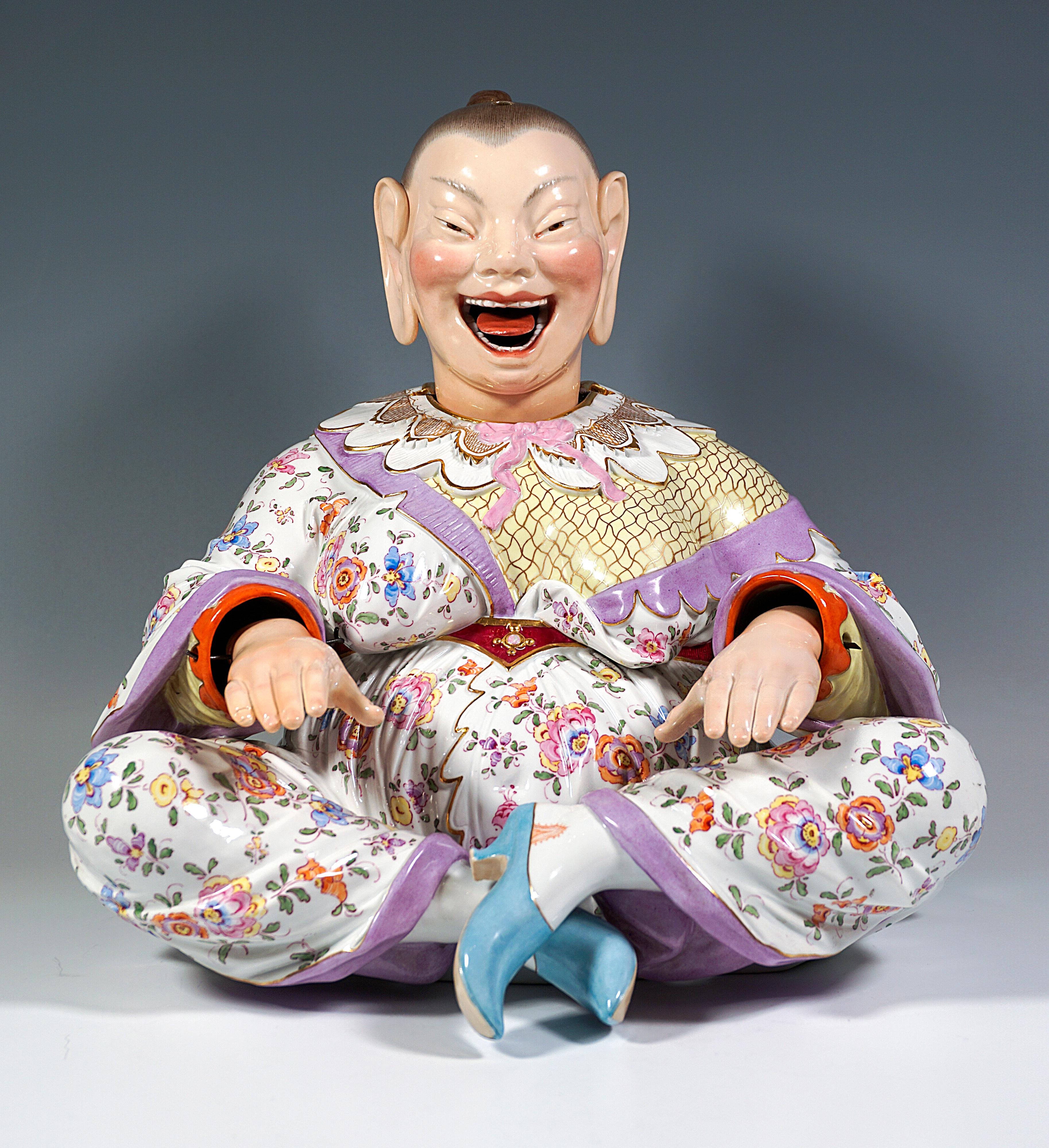 Large Meissen Seated Female Porcelain Wiggling Pagoda, By Kaendler, Circa 1860 3