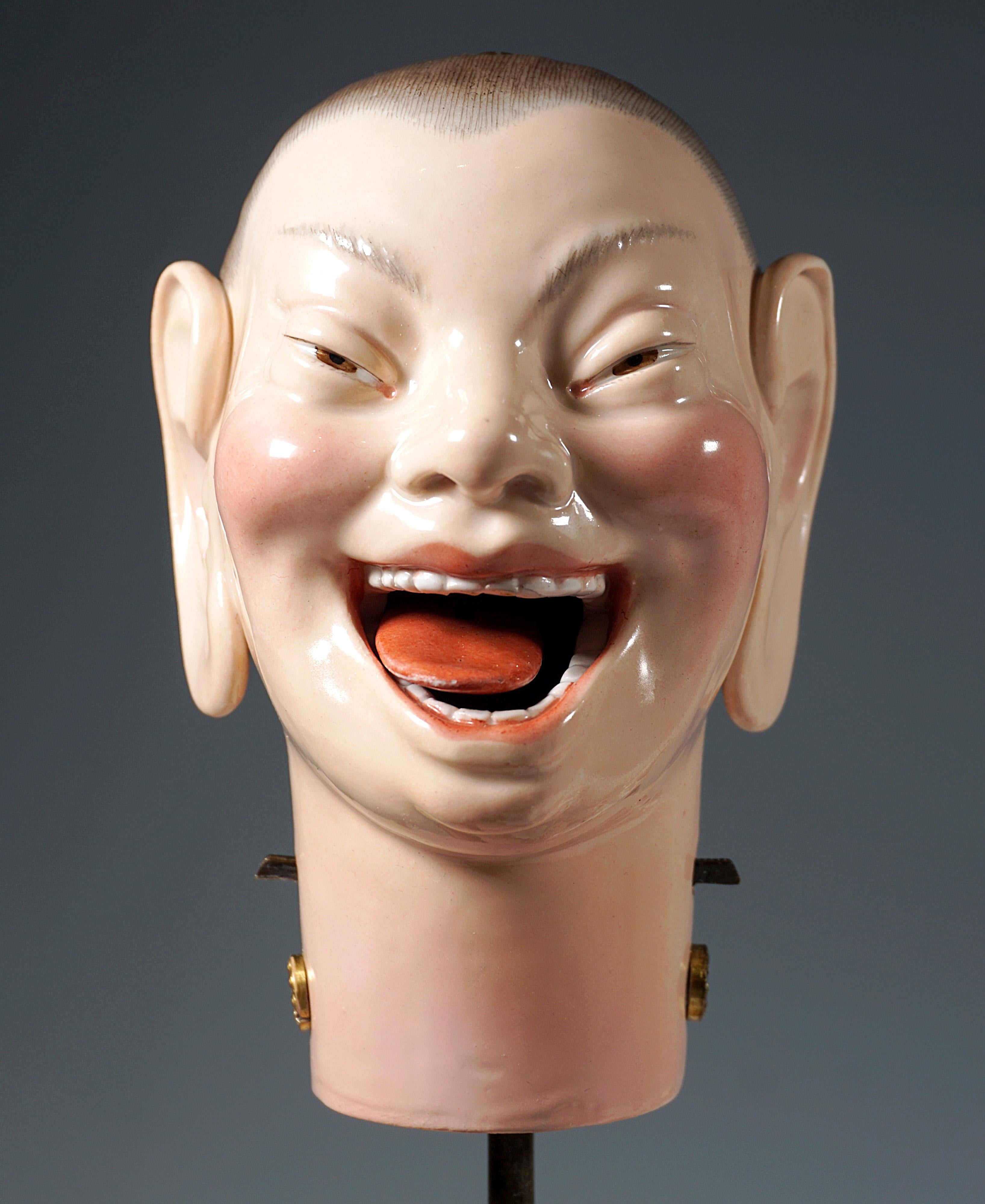 Mid-19th Century Large Meissen Seated Female Porcelain Wiggling Pagoda, By Kaendler, Circa 1860
