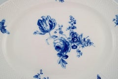 Large Meissen Serving Dish in Hand-Painted Porcelain, Early 20th Century