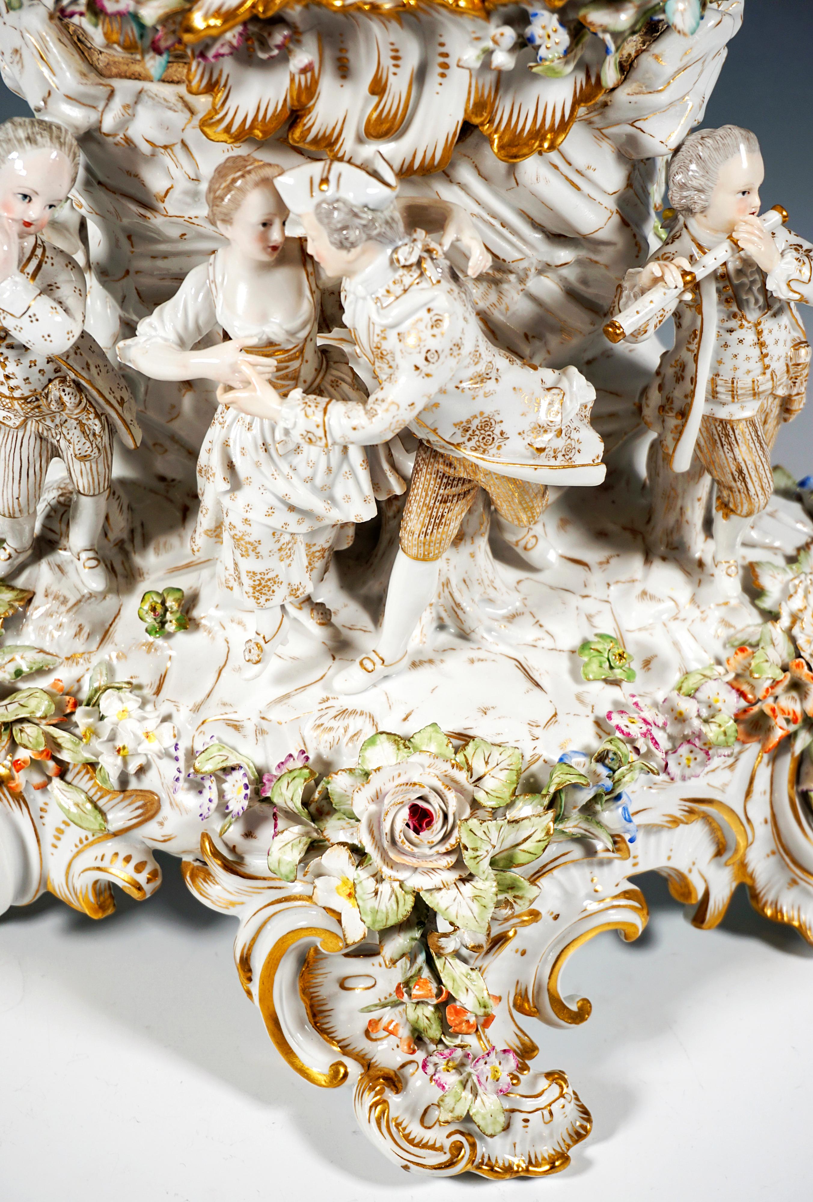 Large Meissen Splendour Clock 'Gardeners And Flowers' by E.A. Leuteritz, Ca 1880 3