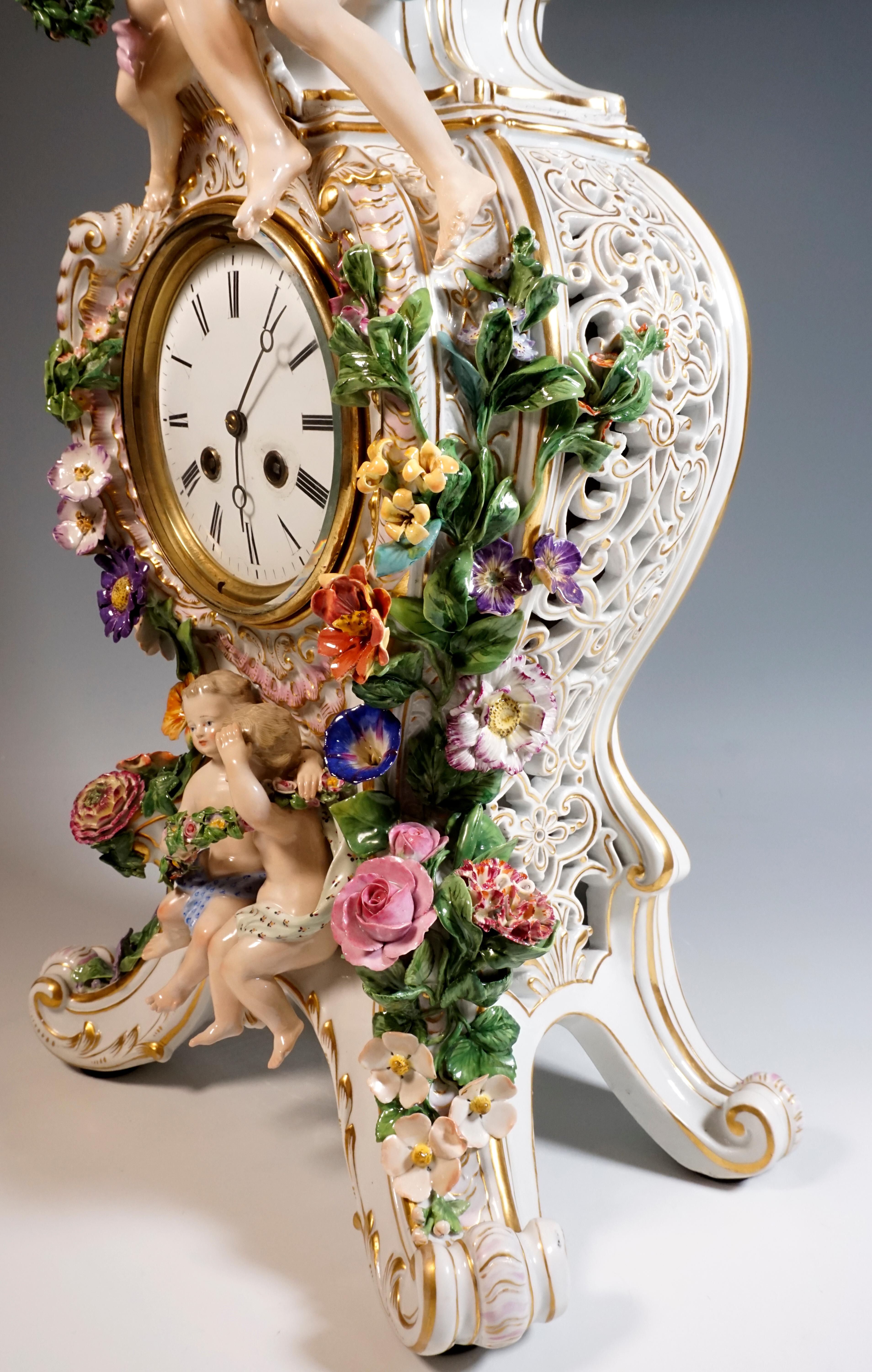 Large Meissen Splendour Clock with Jupiter Group by E.A. Leuteritz, circa 1860 In Excellent Condition In Vienna, AT