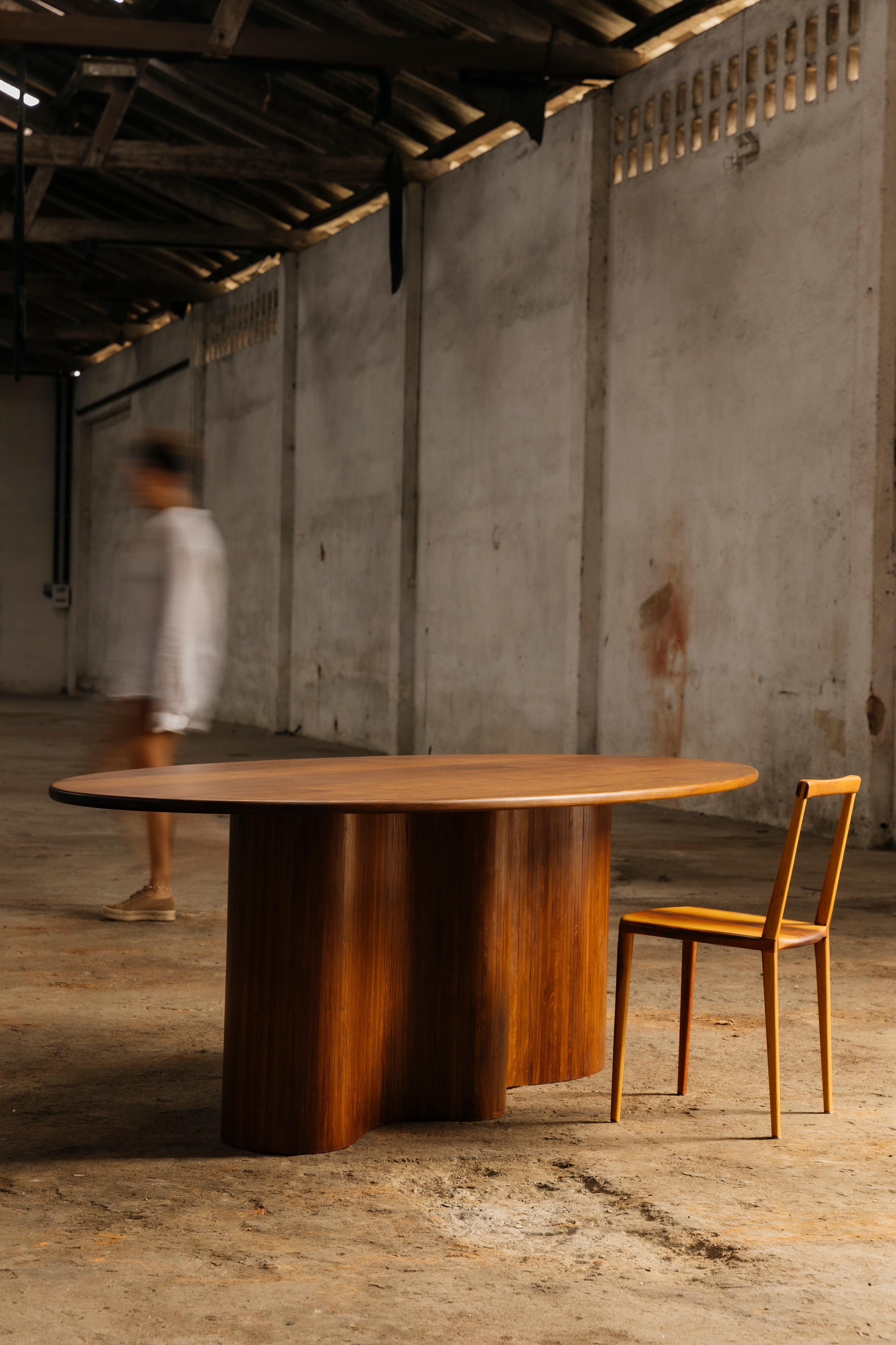 Large Mel Dining Table by Estudio Prosa For Sale 3