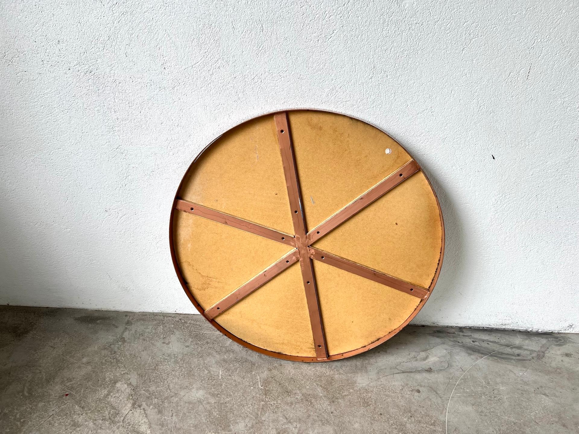 Large mercury round mirror from the 1970s For Sale 5