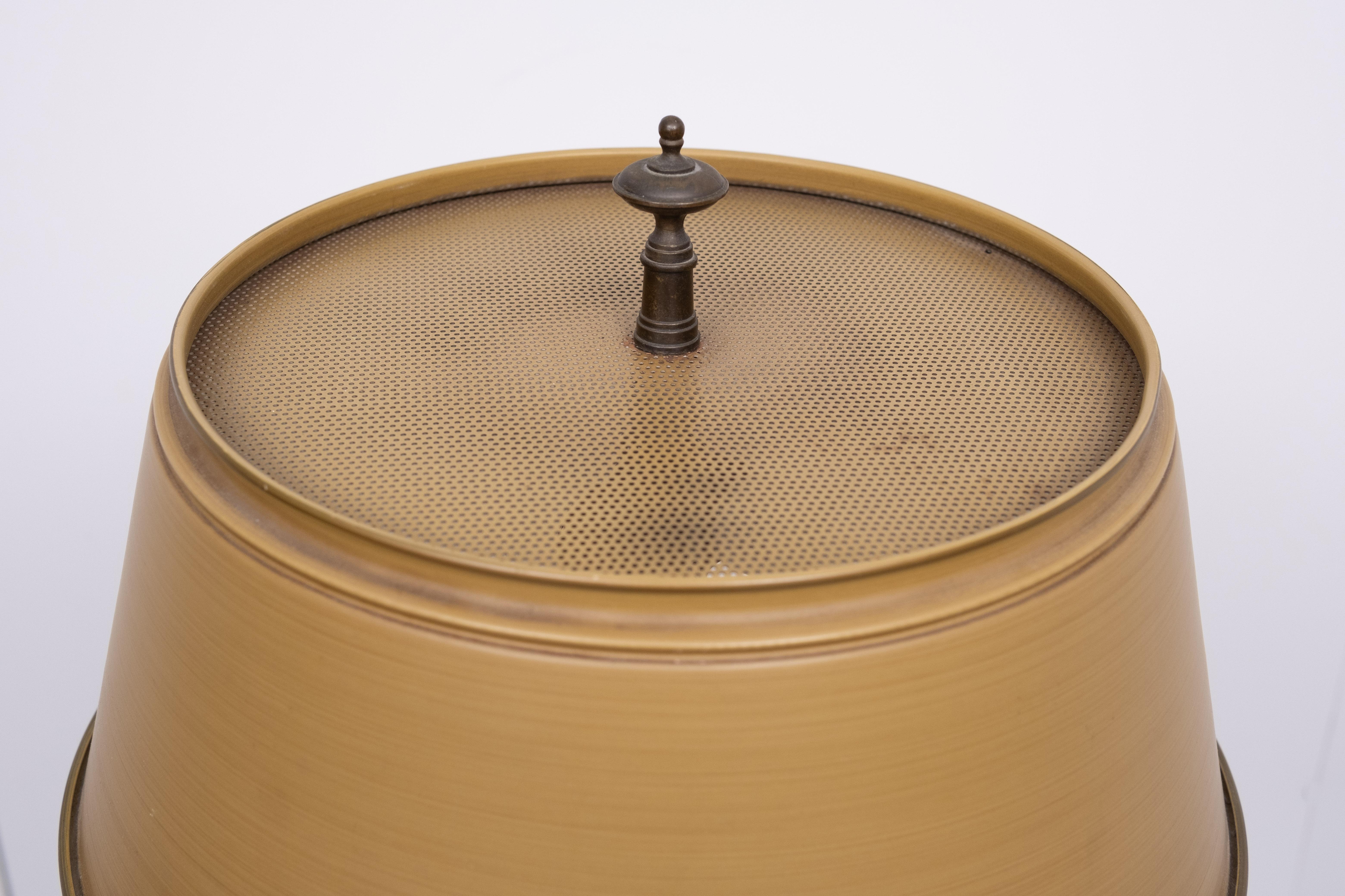 Large Metal Classical Greek Colum Table Lamp 1970 USA im Angebot 1