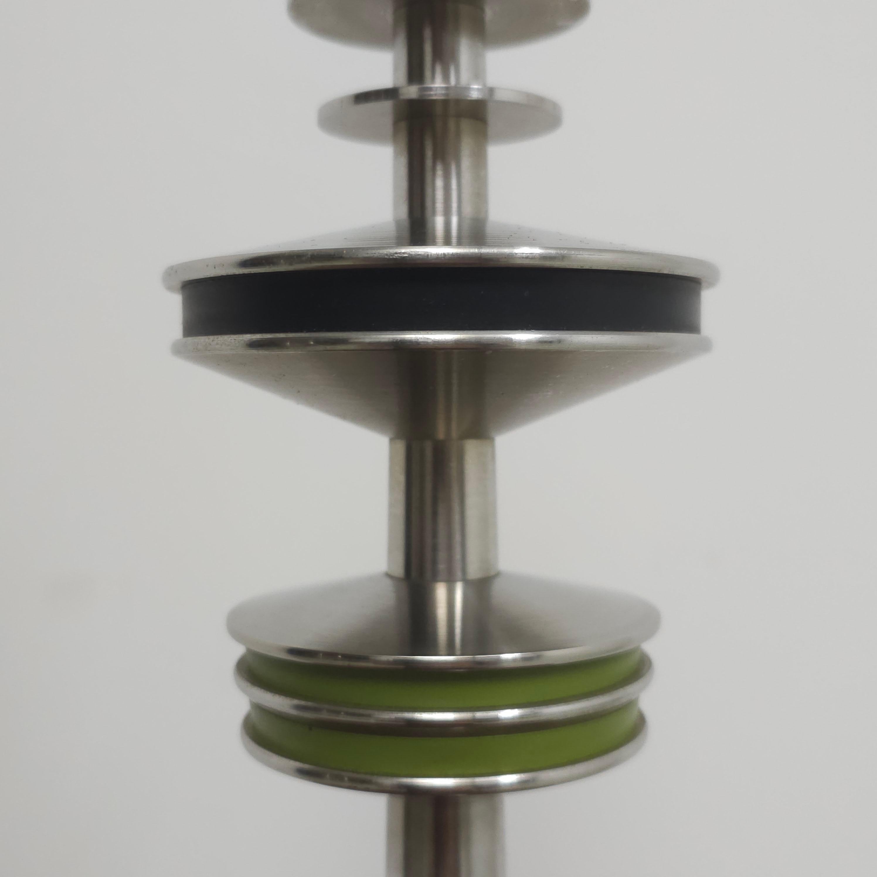 Large metal Hamburg tv tower scale modell statue  In Good Condition For Sale In TILBURG, NL