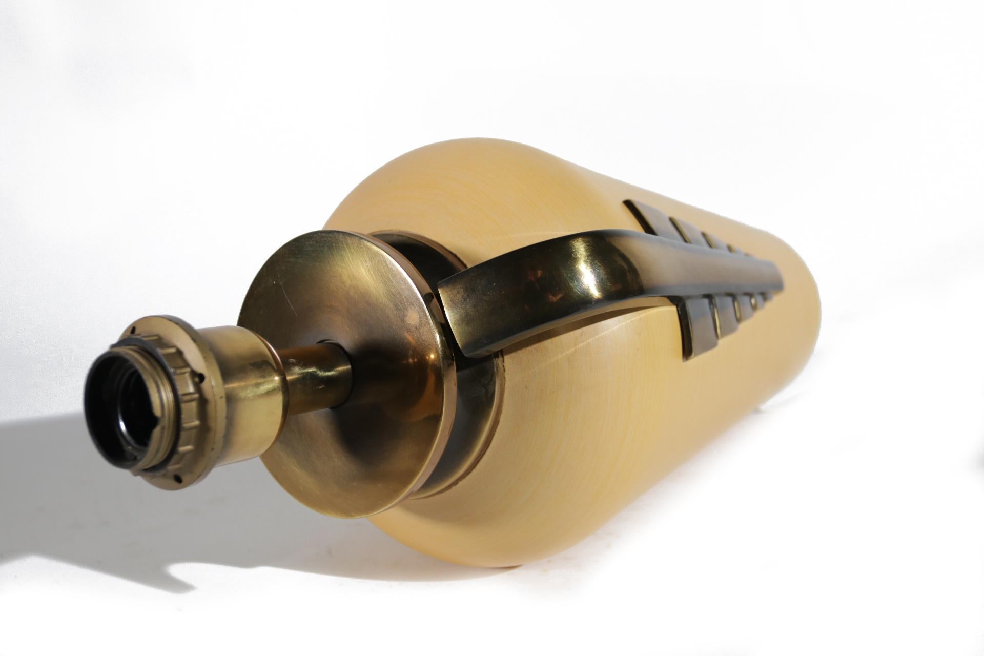 Large Metal Hollywood Regency Style Table Lamp from the 1980s 1