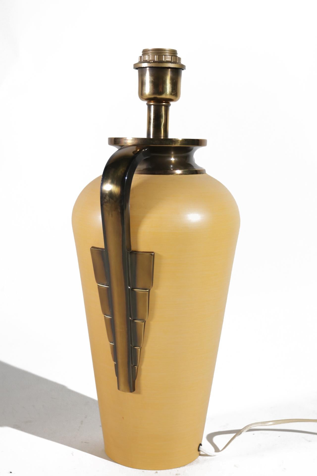 Large Metal Hollywood Regency Style Table Lamp from the 1980s 2