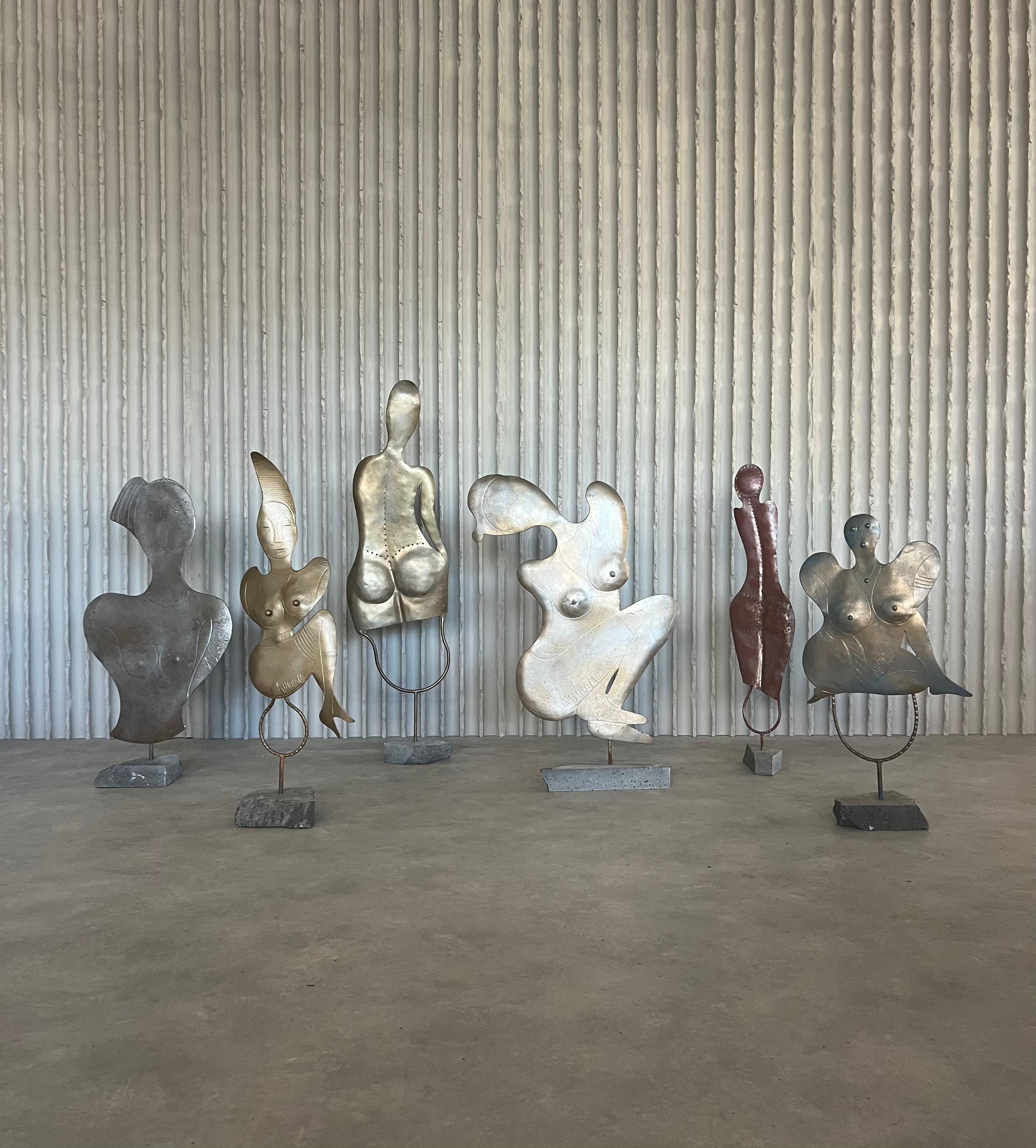 Grande sculpture en métal de l'artiste italien Antonio Misuraca en vente 3