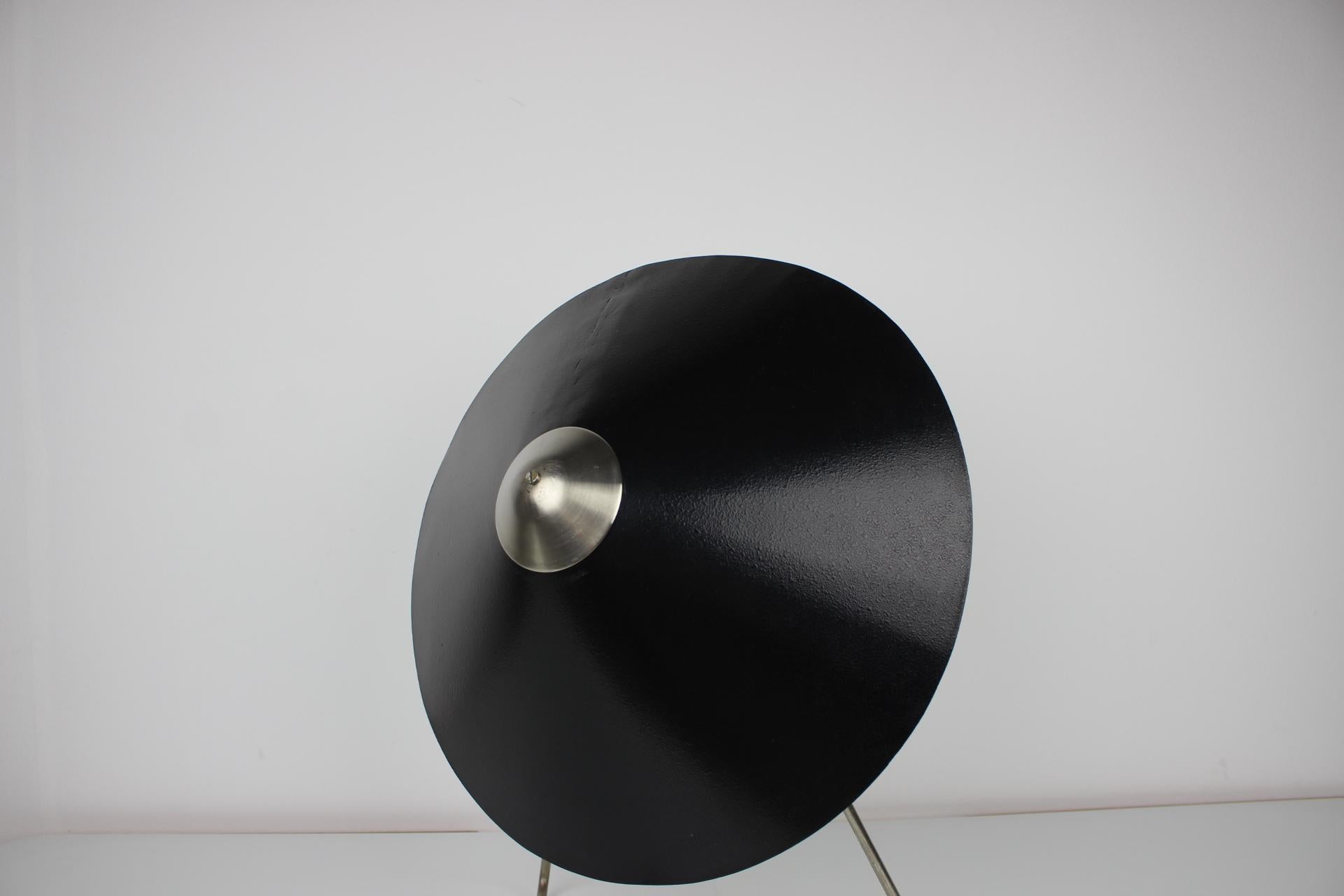 Large Metal Table Light by Helena Frantova for Okolo, 1960s In Good Condition For Sale In Praha, CZ