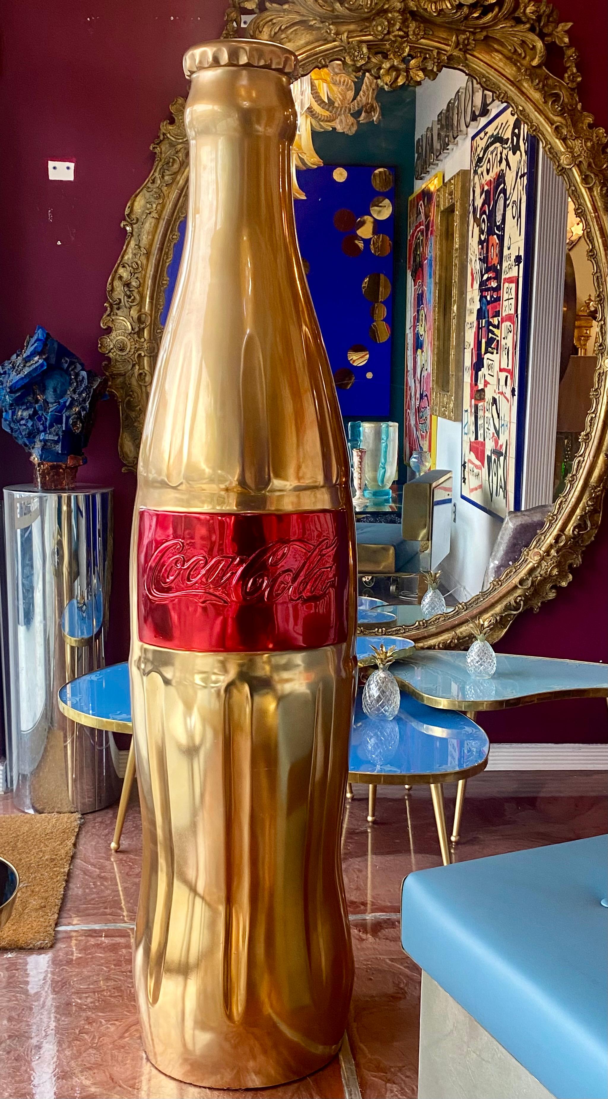 Grande scultura in metallo di una bottiglia di Cola d'epoca In condizioni buone in vendita a Miami, FL