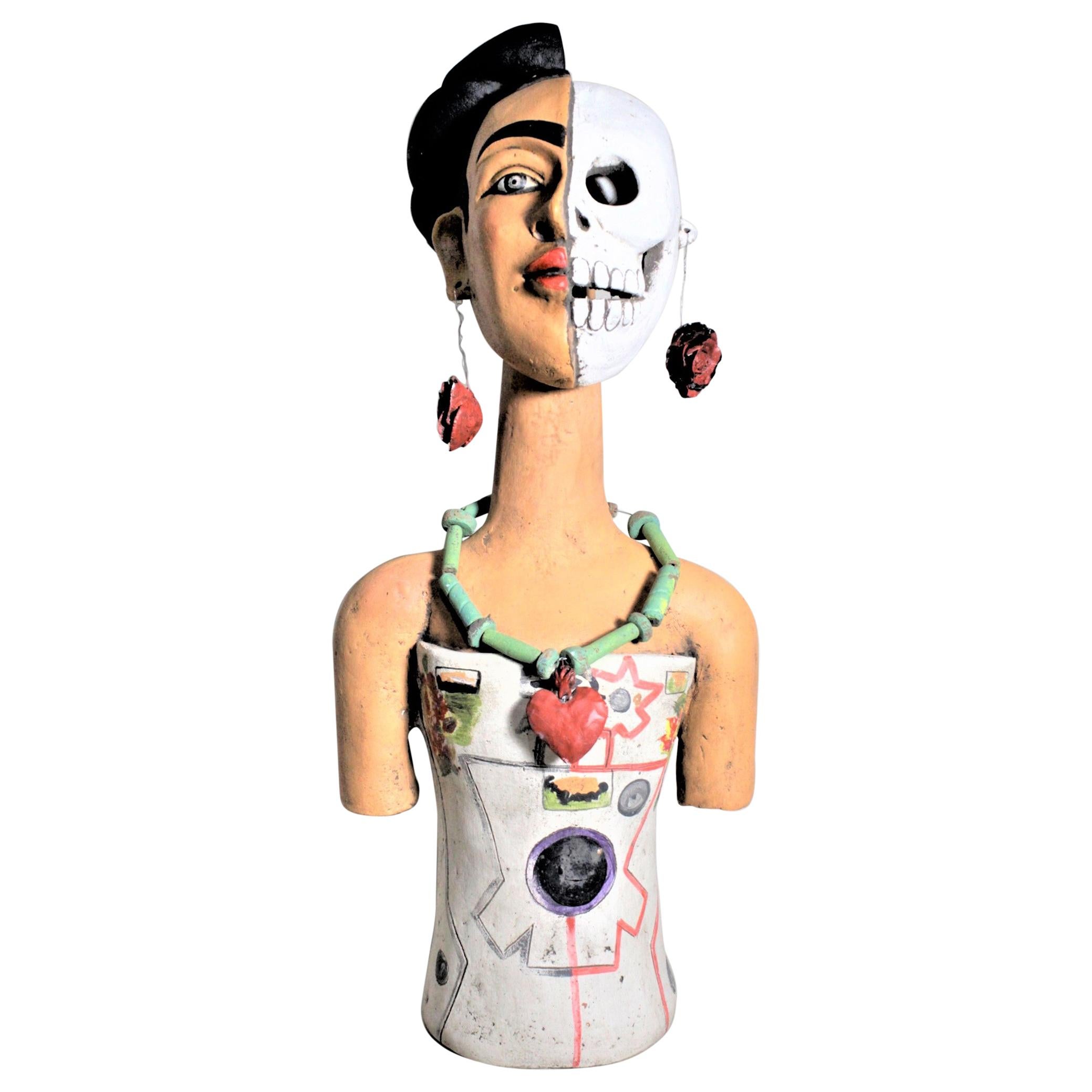 Große mexikanische Volkskunst Keramik-Skulptur einer weiblichen Darstellung von Leben und Tod