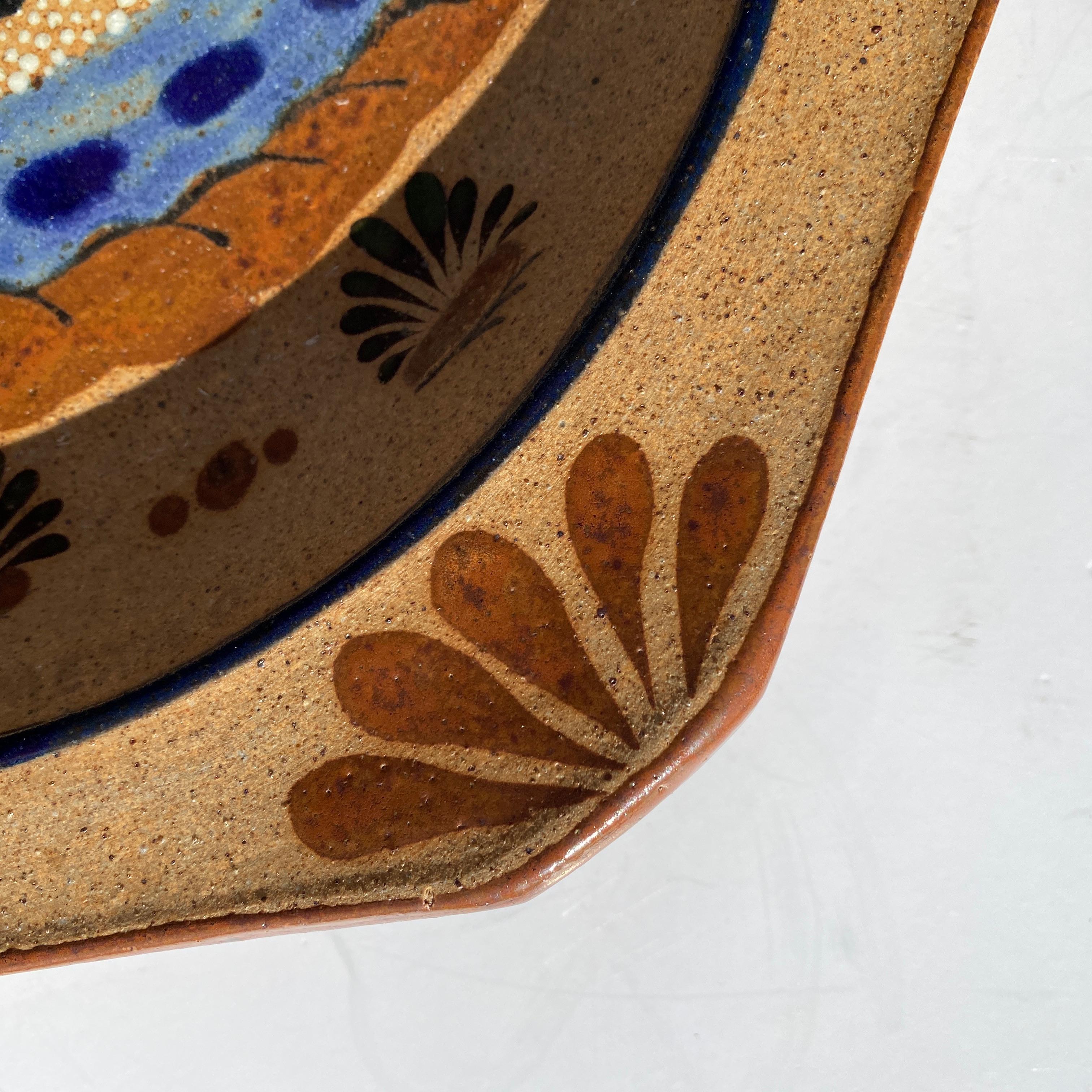 20th Century Large Mexican Round Folk Pottery Platter with Heron Bird Design Tonalá Mestizo