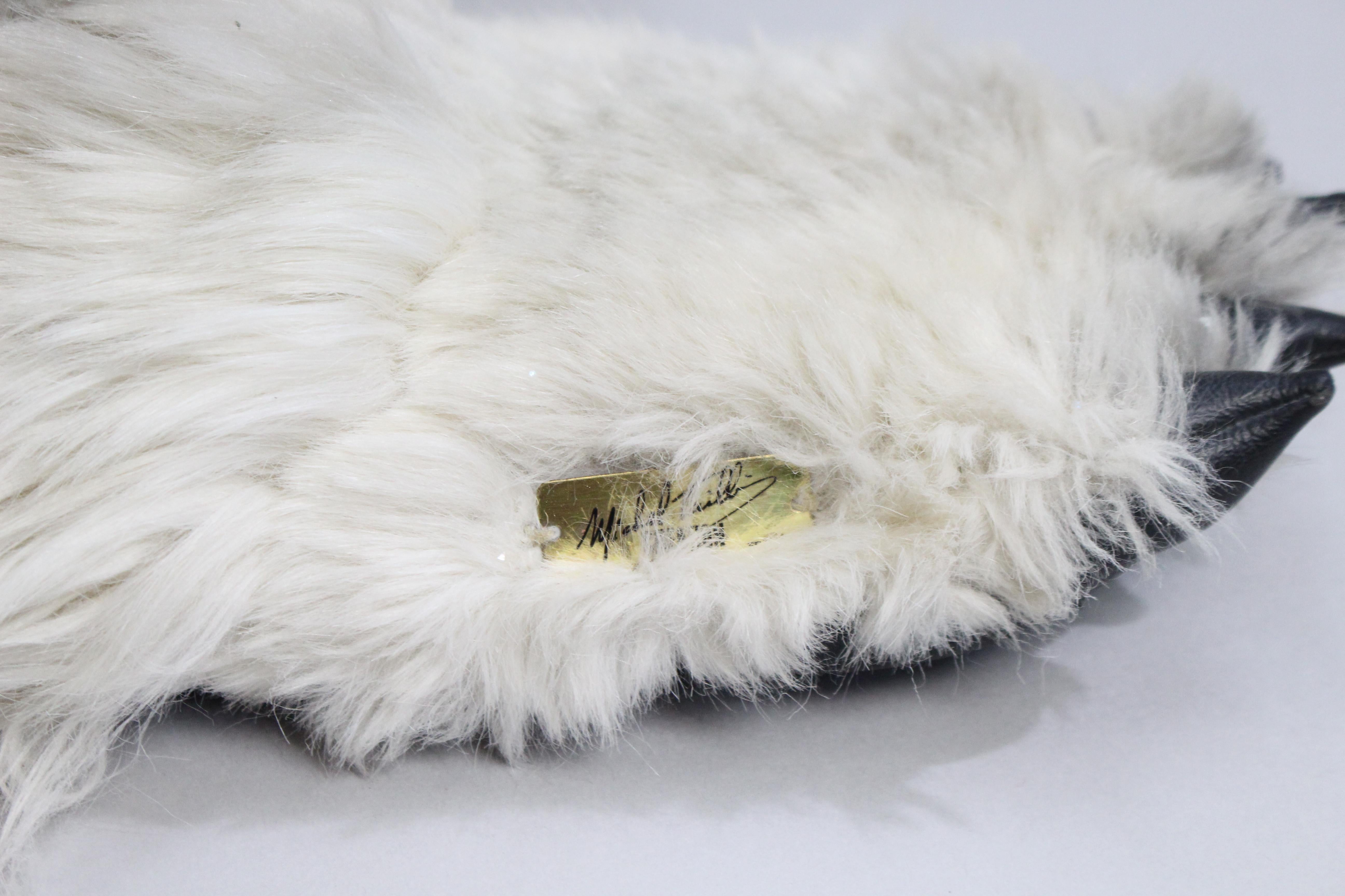 Large Michel Taillis Automated Sleeping Polar Bear In Good Condition For Sale In Worcester, Worcestershire