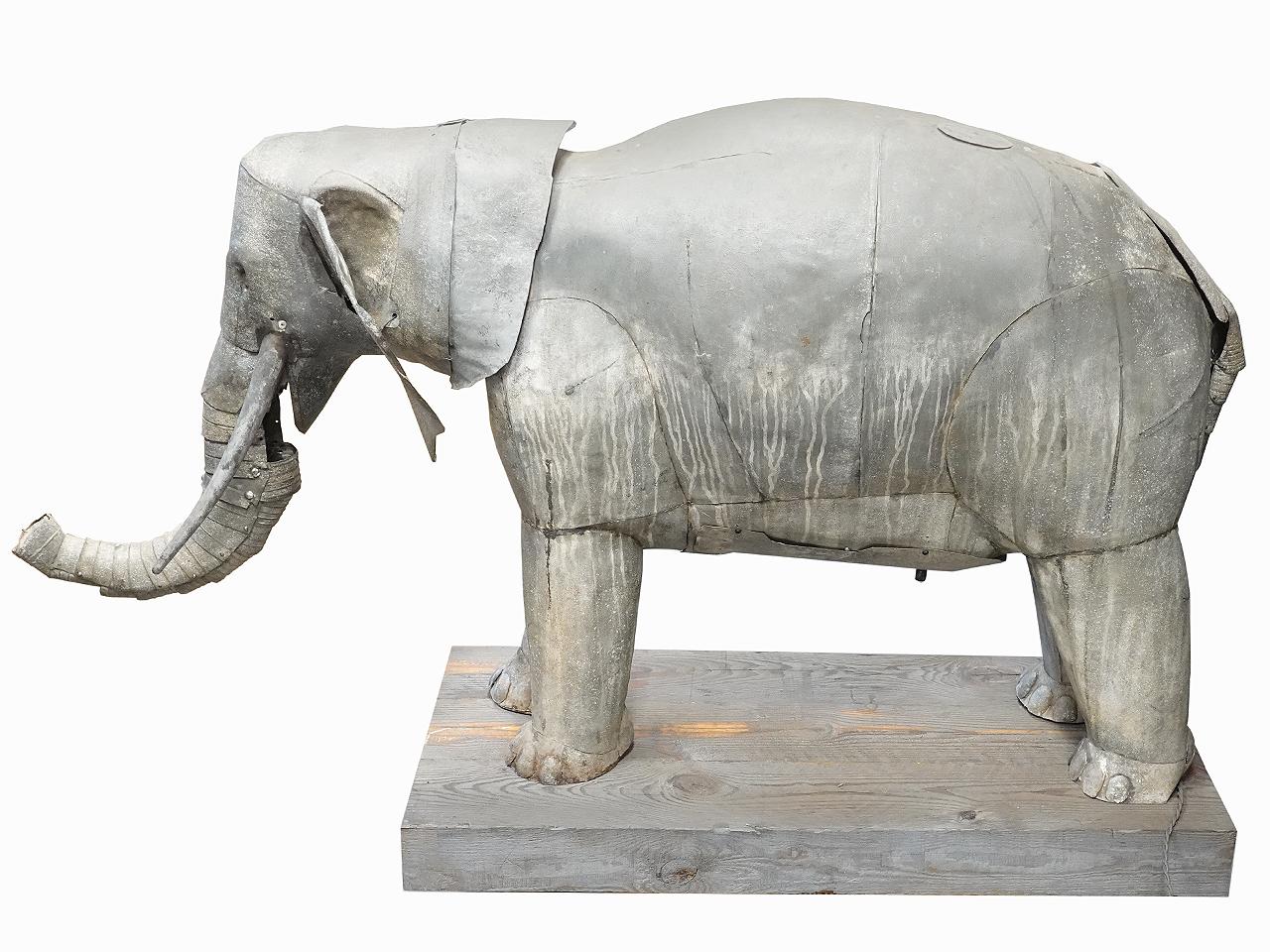 Large Mid 1800s Zinc Automaton Elephant  In Distressed Condition For Sale In Peekskill, NY