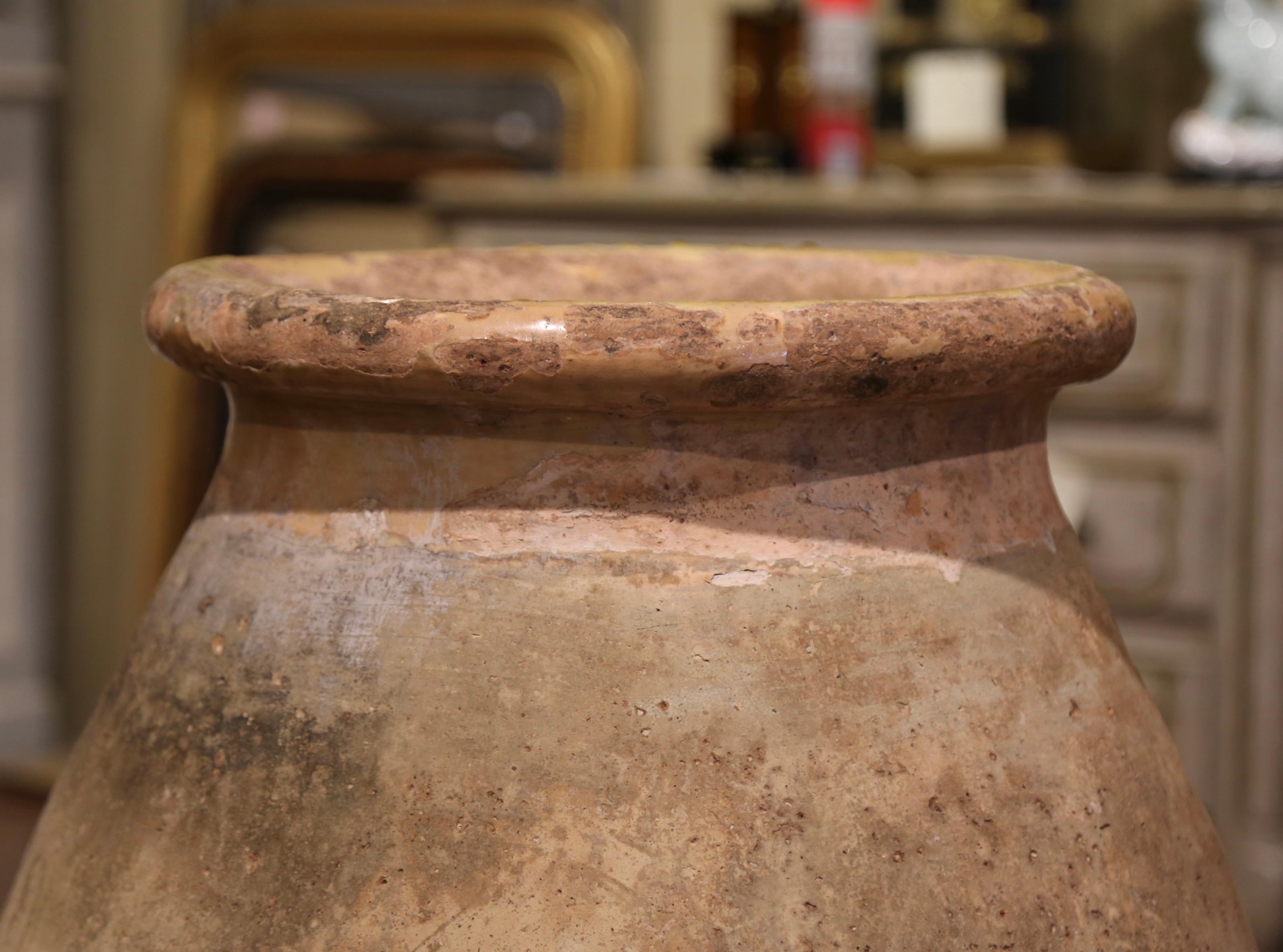 Large Mid-19th Century French Terracotta Olive Jar from Provence In Excellent Condition In Dallas, TX