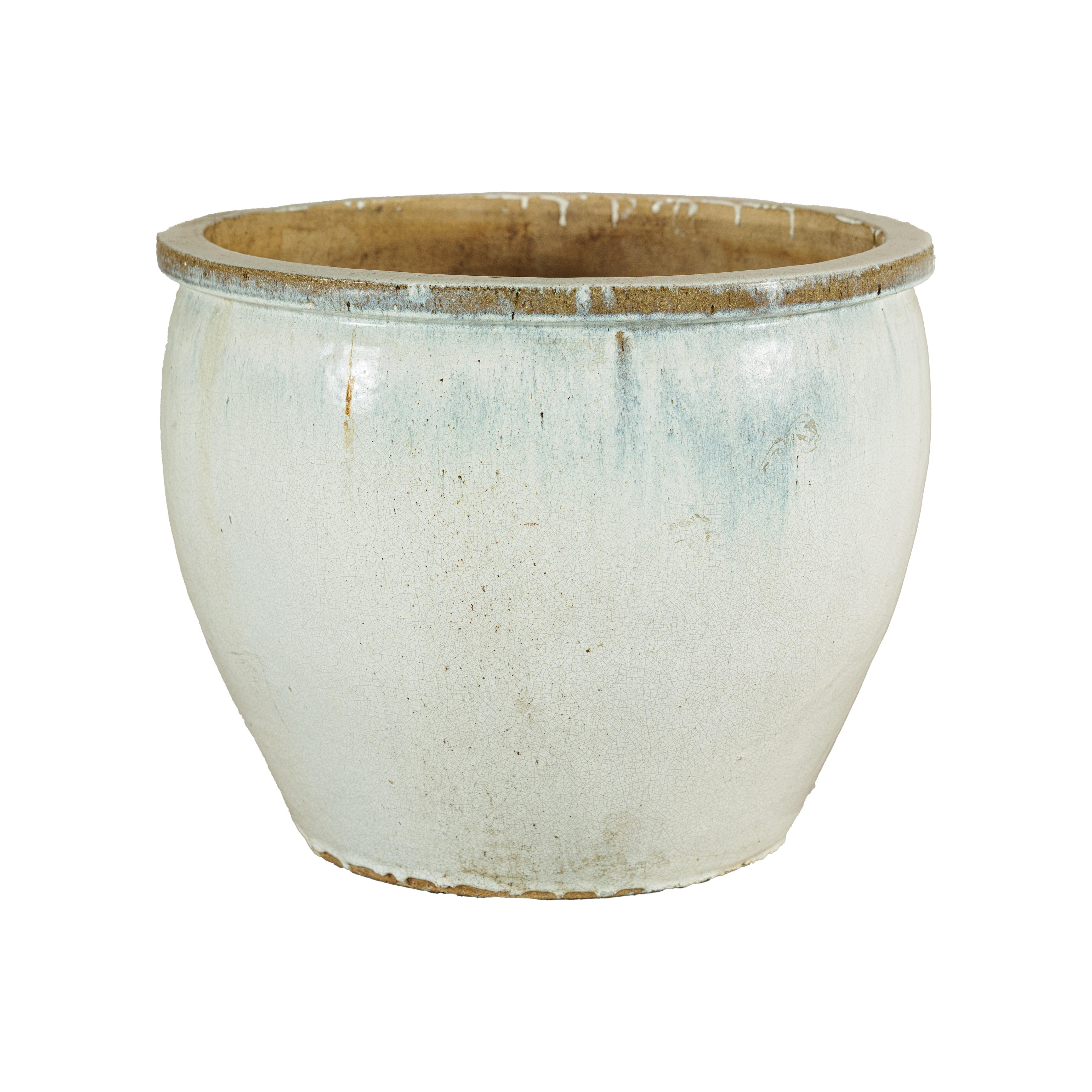 Großes chinesisches Pflanzgefäß aus Keramik mit Craquelé-Glasur aus der Mitte des 20. Jahrhunderts in zartem Weiß im Angebot 14