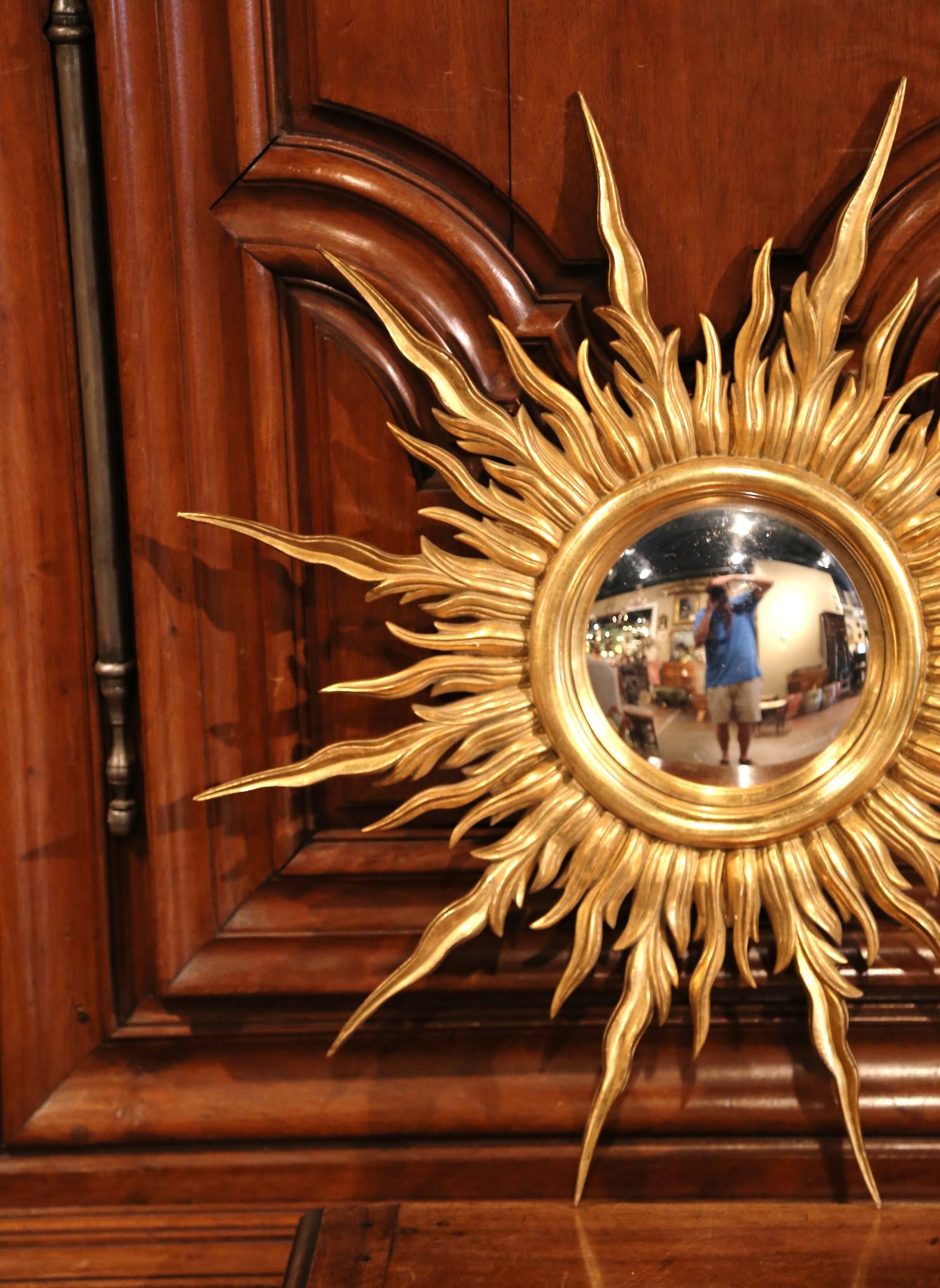 Large Mid-20th Century French Carved Sunburst Mirror with Gilt Finish 1