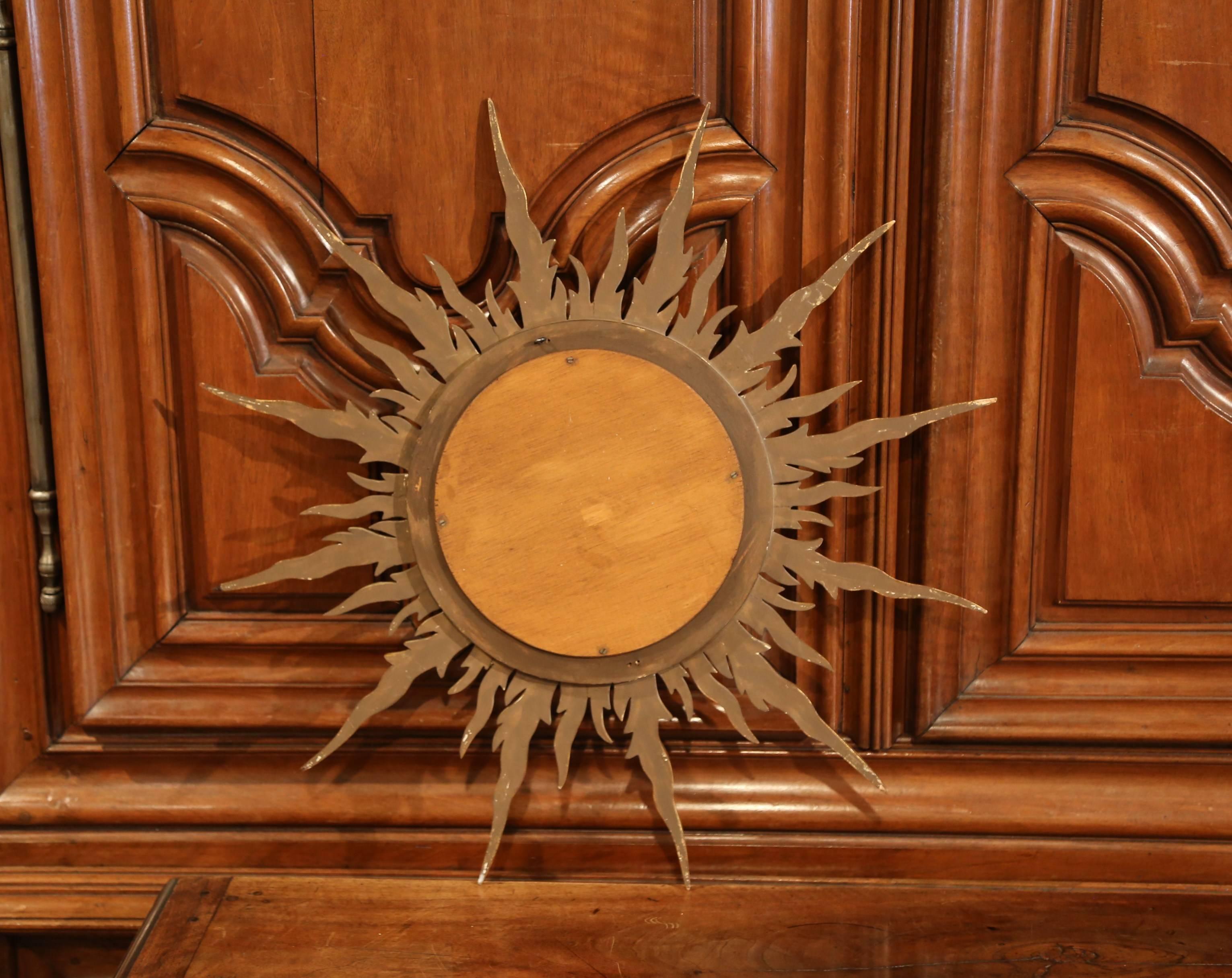 Large Mid-20th Century French Carved Sunburst Mirror with Gilt Finish 3