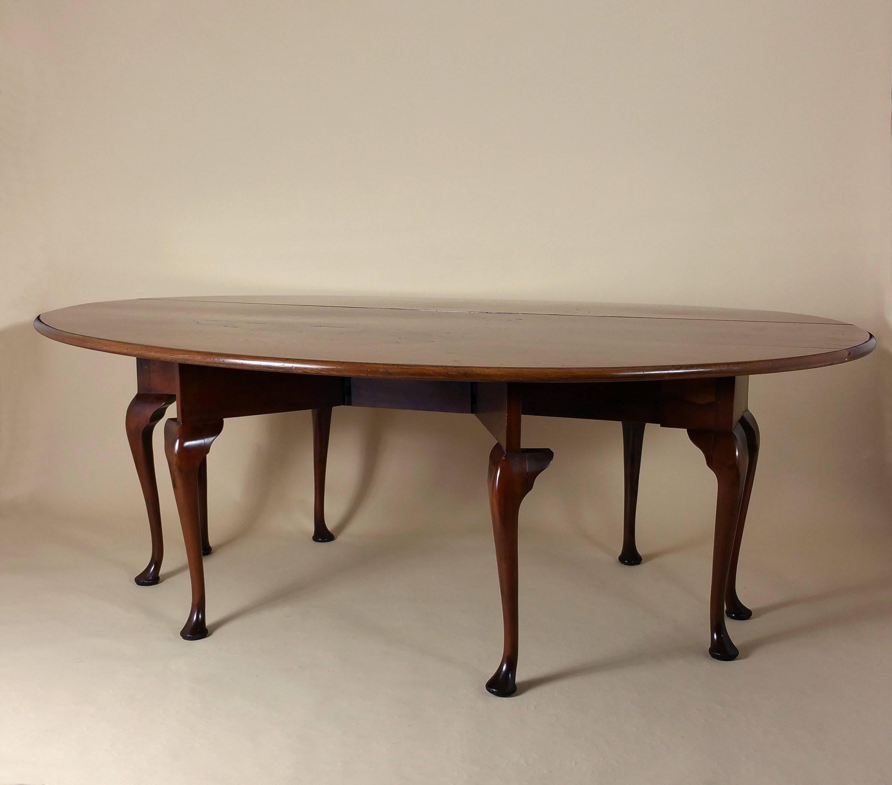 Large Mid-20th Century Pollard Elm Drop-Leaf Wake Table In Good Condition In London, west Sussex