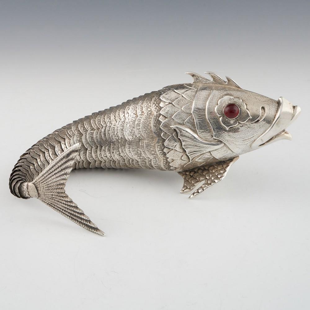 articulated metal fish