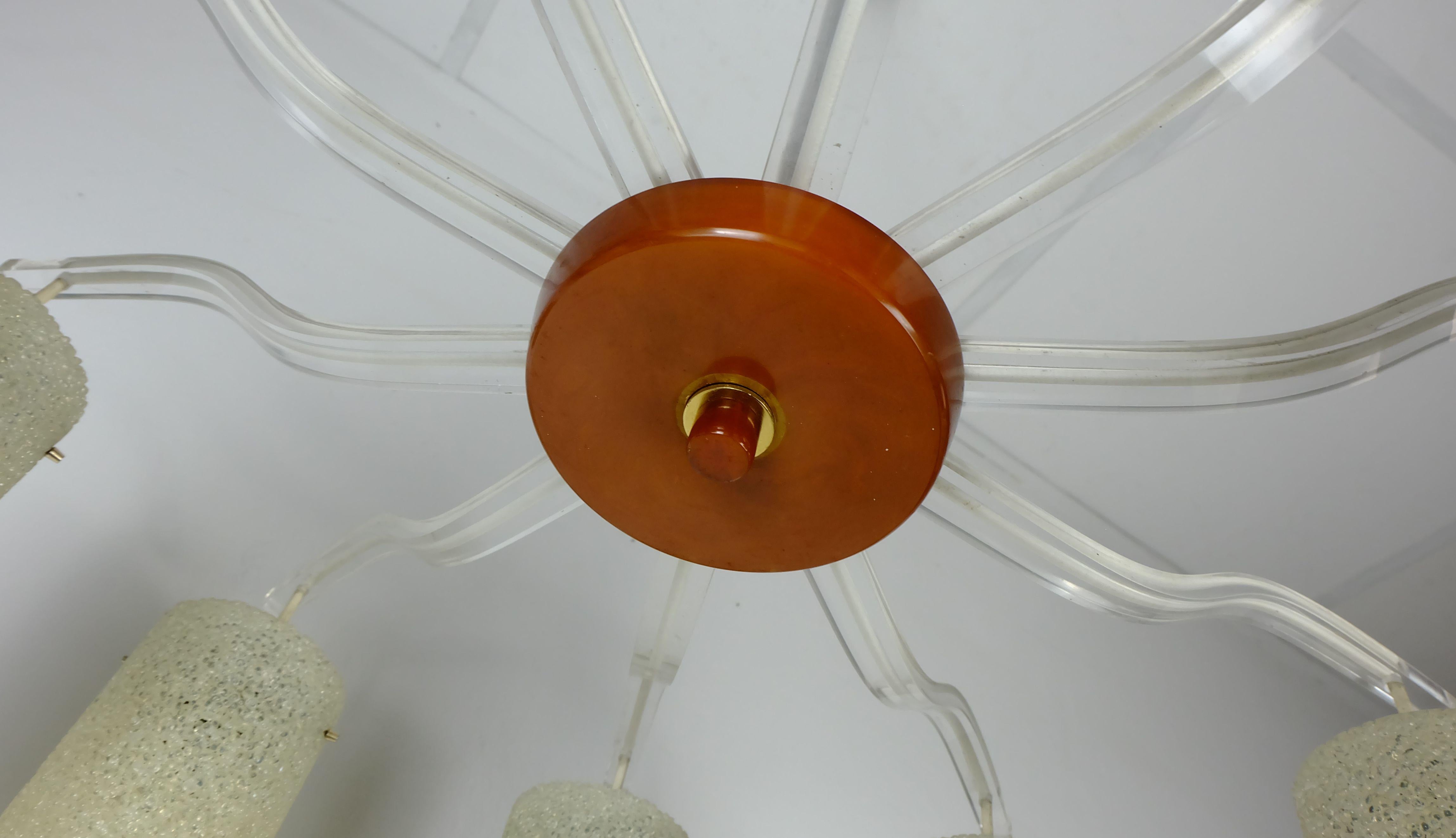 Grands abat-jour CHANDELIER du milieu du siècle dernier à 10 lumières en bakélite acrylique et granules de plastique en vente 3