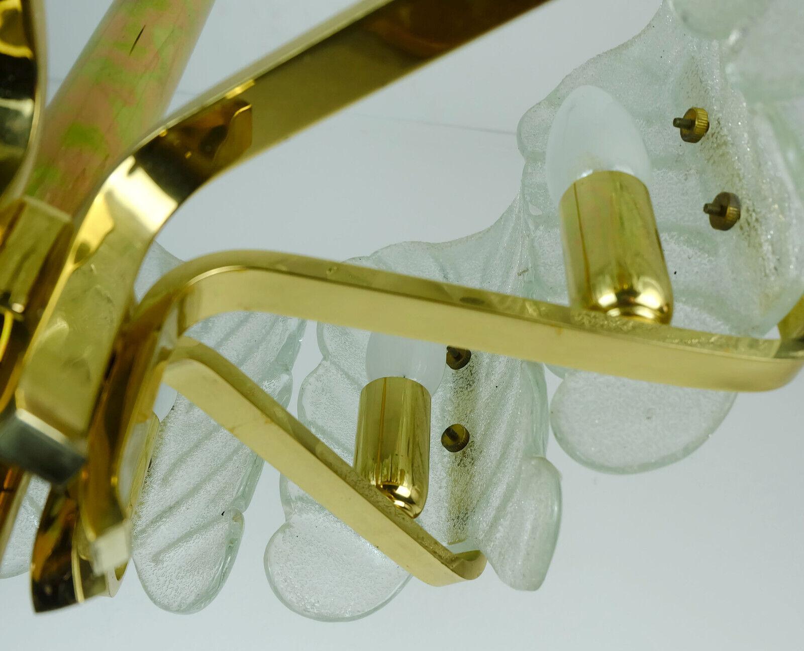 Late 20th Century Large Mid-Century Acanthus Chandelier Brass 8 Glass Leaves, 1970s For Sale
