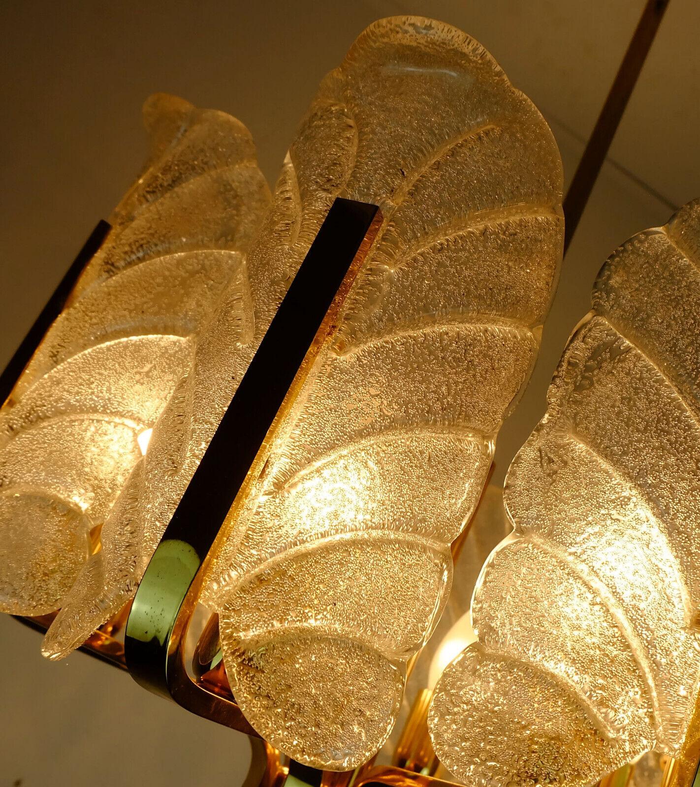 Large Mid-Century Acanthus Chandelier Brass 8 Glass Leaves, 1970s For Sale 1